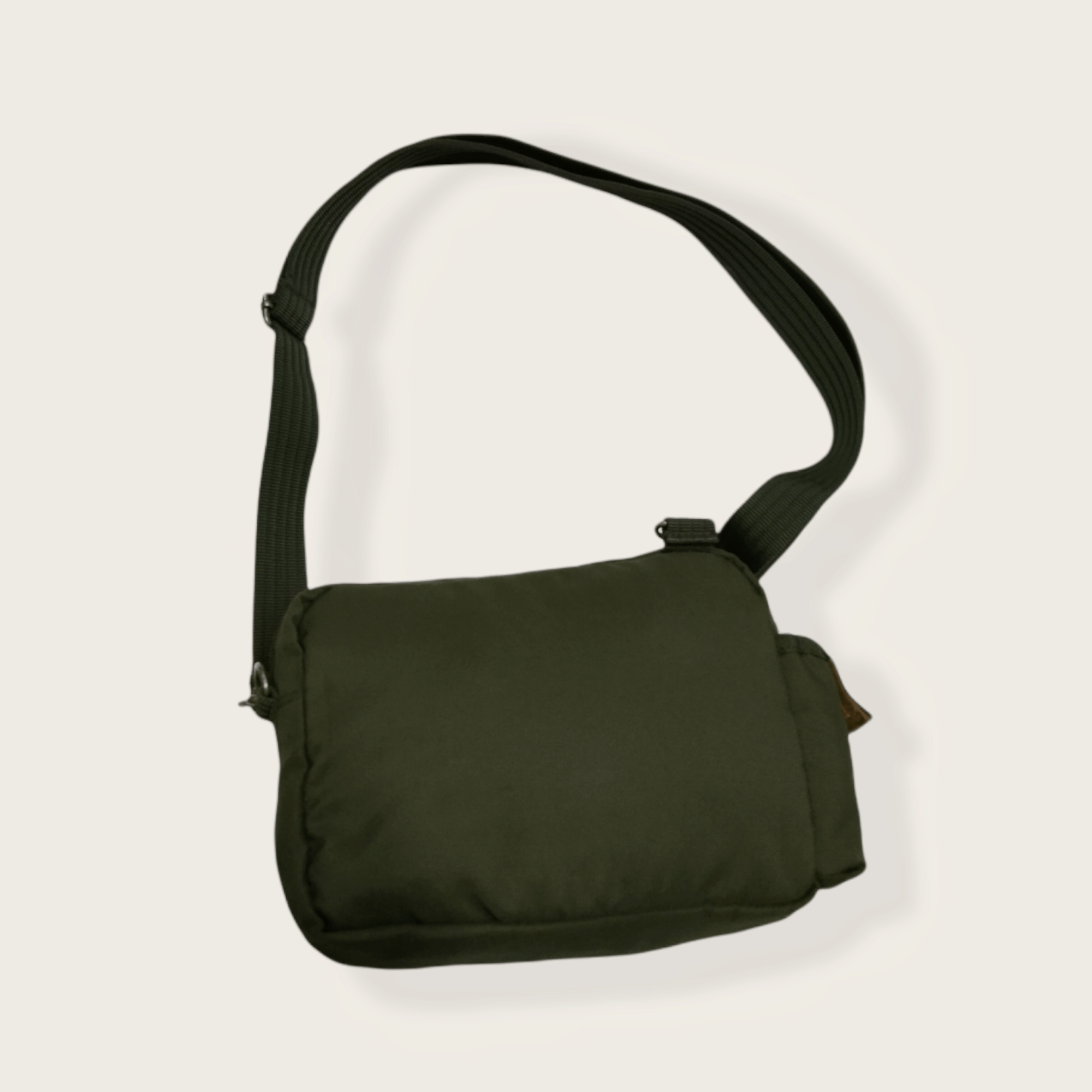 Japanese Brand VINTAGE UNIQLO GREEN ARMY CROSSBODY BAG Size ONE SIZE - 11 Thumbnail