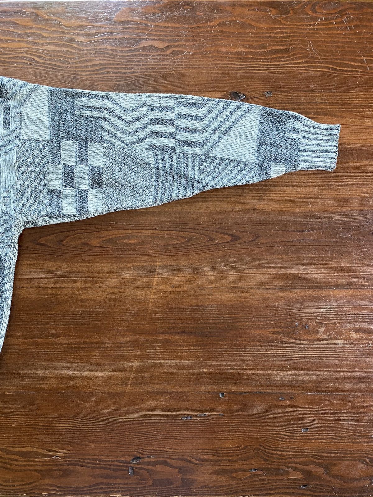 Le TIGRE Vintage 80’s Le Tigre Gray Geometric Blocks Knit Sweater Size US XL / EU 56 / 4 - 11 Thumbnail