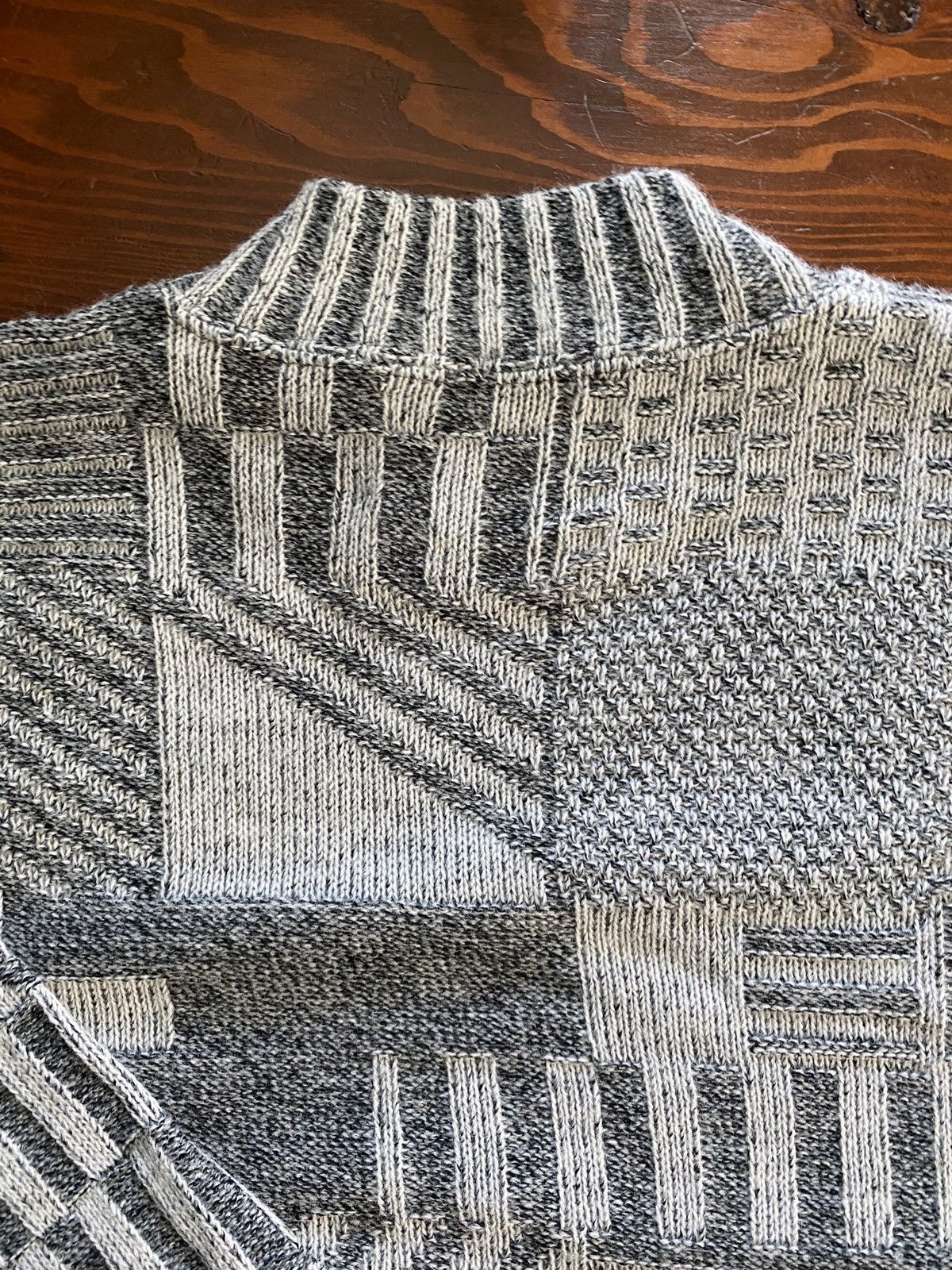 Le TIGRE Vintage 80’s Le Tigre Gray Geometric Blocks Knit Sweater Size US XL / EU 56 / 4 - 12 Thumbnail