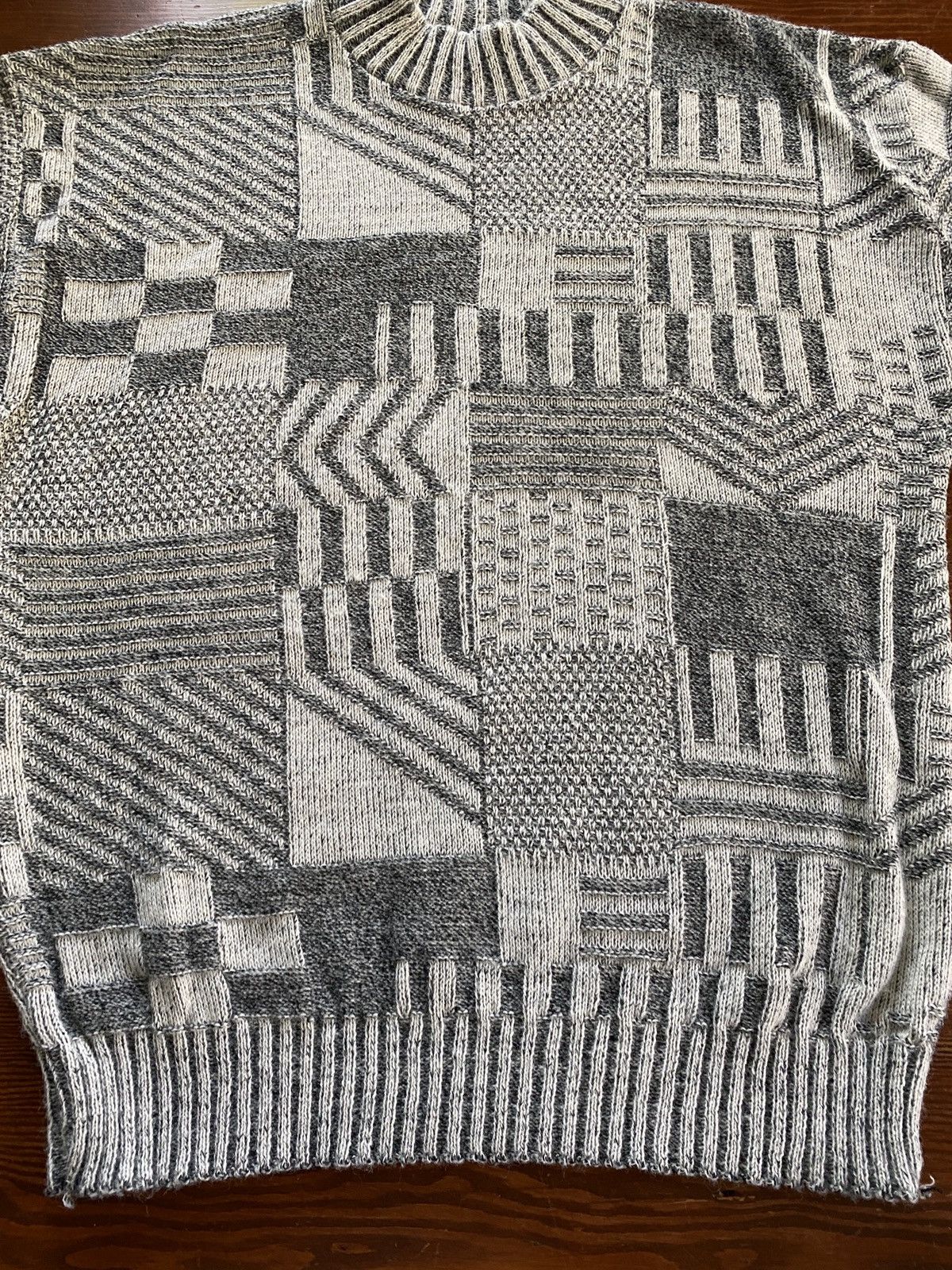 Le TIGRE Vintage 80’s Le Tigre Gray Geometric Blocks Knit Sweater Size US XL / EU 56 / 4 - 3 Thumbnail