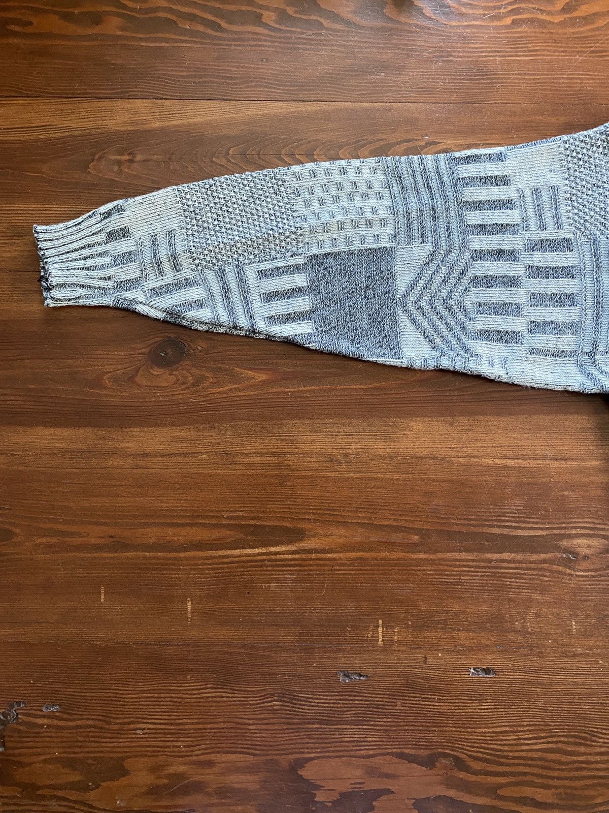 Le TIGRE Vintage 80’s Le Tigre Gray Geometric Blocks Knit Sweater Size US XL / EU 56 / 4 - 6 Thumbnail