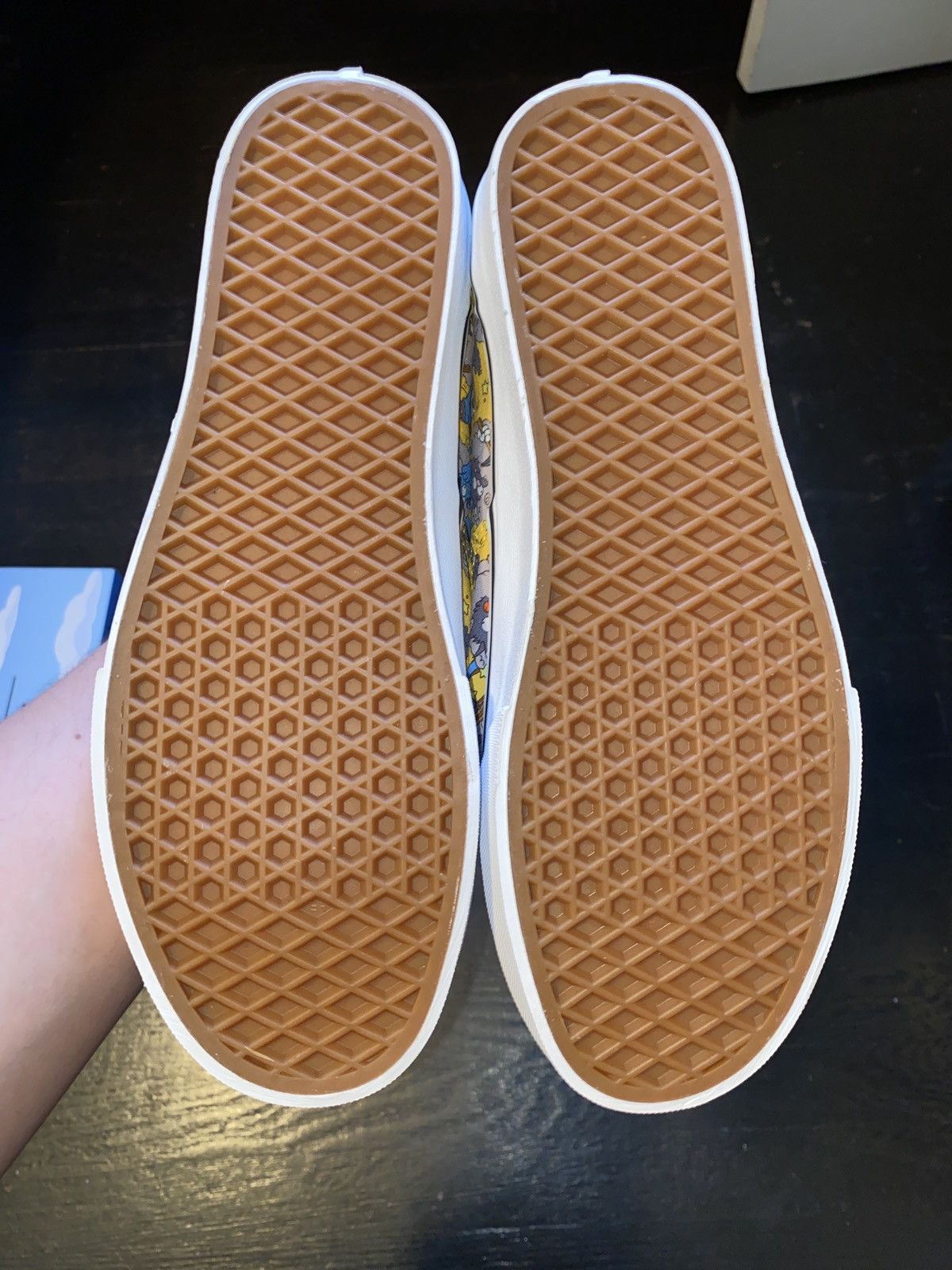Vans Vans Itchy and Scratchy Size US 10.5 / EU 43-44 - 3 Thumbnail