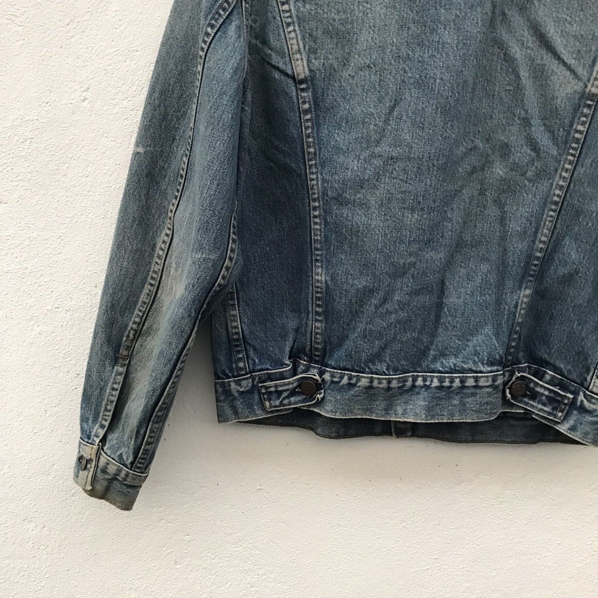 Levi's Vintage Levi’s Distressed Rips Denim Jackets Size US S / EU 44-46 / 1 - 8 Thumbnail