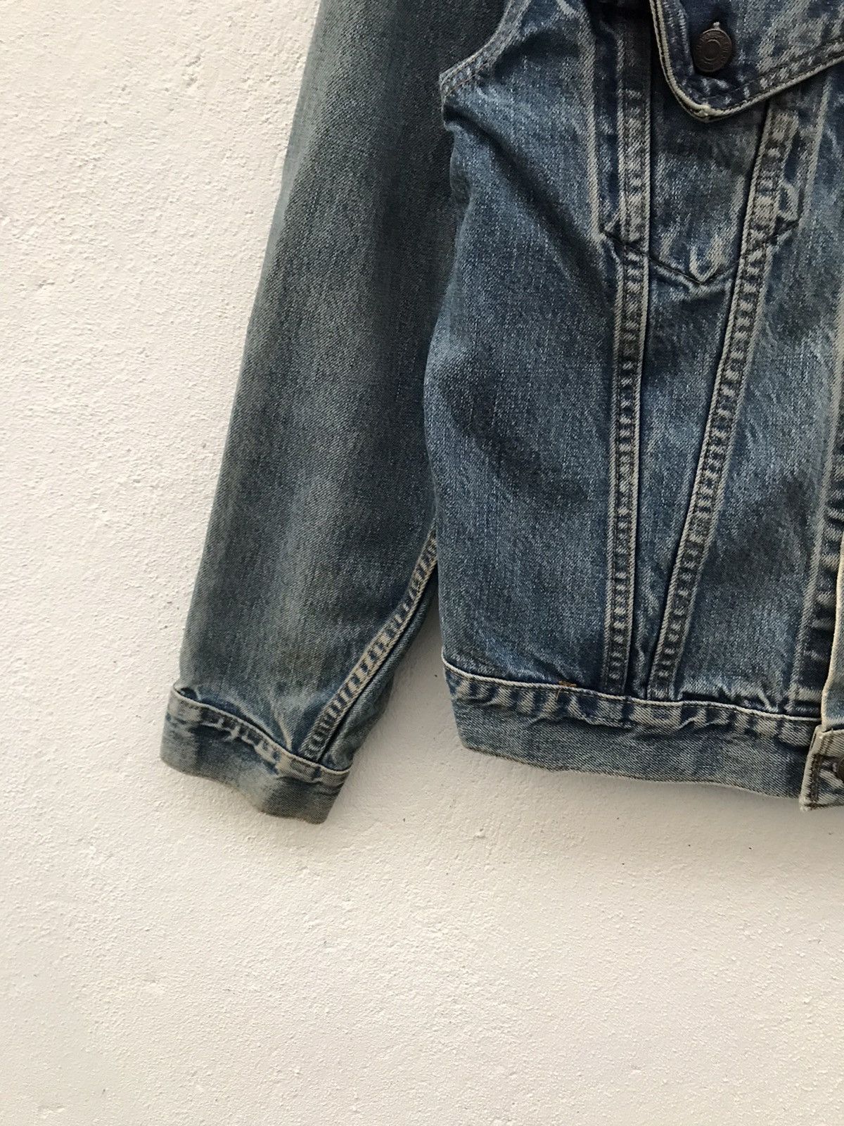 Levi's Vintage Levi’s Distressed Rips Denim Jackets Size US S / EU 44-46 / 1 - 4 Thumbnail
