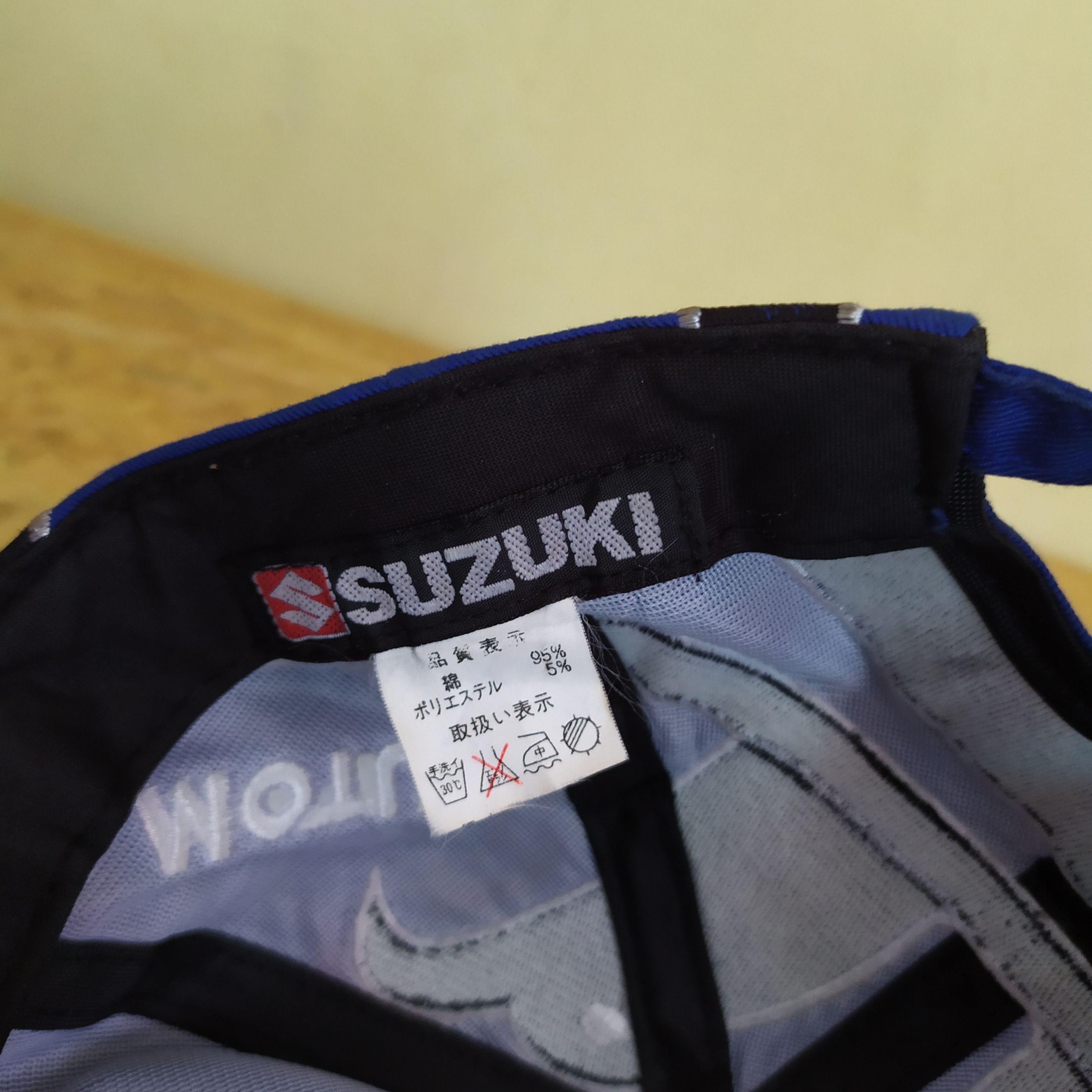 Gear for Sports 📦FREE SHIPPING 00s Kenny Robert Moto GP Hat Suzuki Movista Size ONE SIZE - 7 Thumbnail
