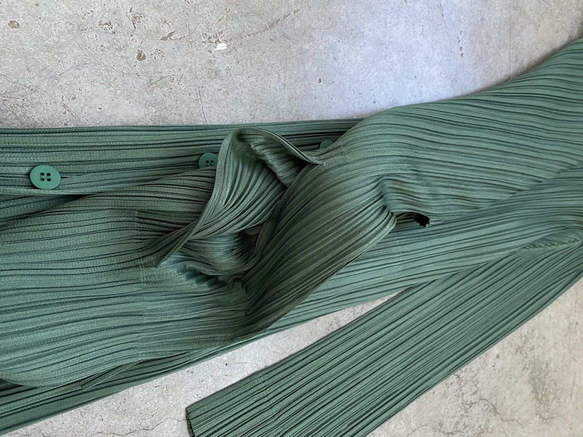 Pleats Please Issey Miyake Pleats Please Buttoned Coat Dress Size S / US 4 / IT 40 - 4 Thumbnail