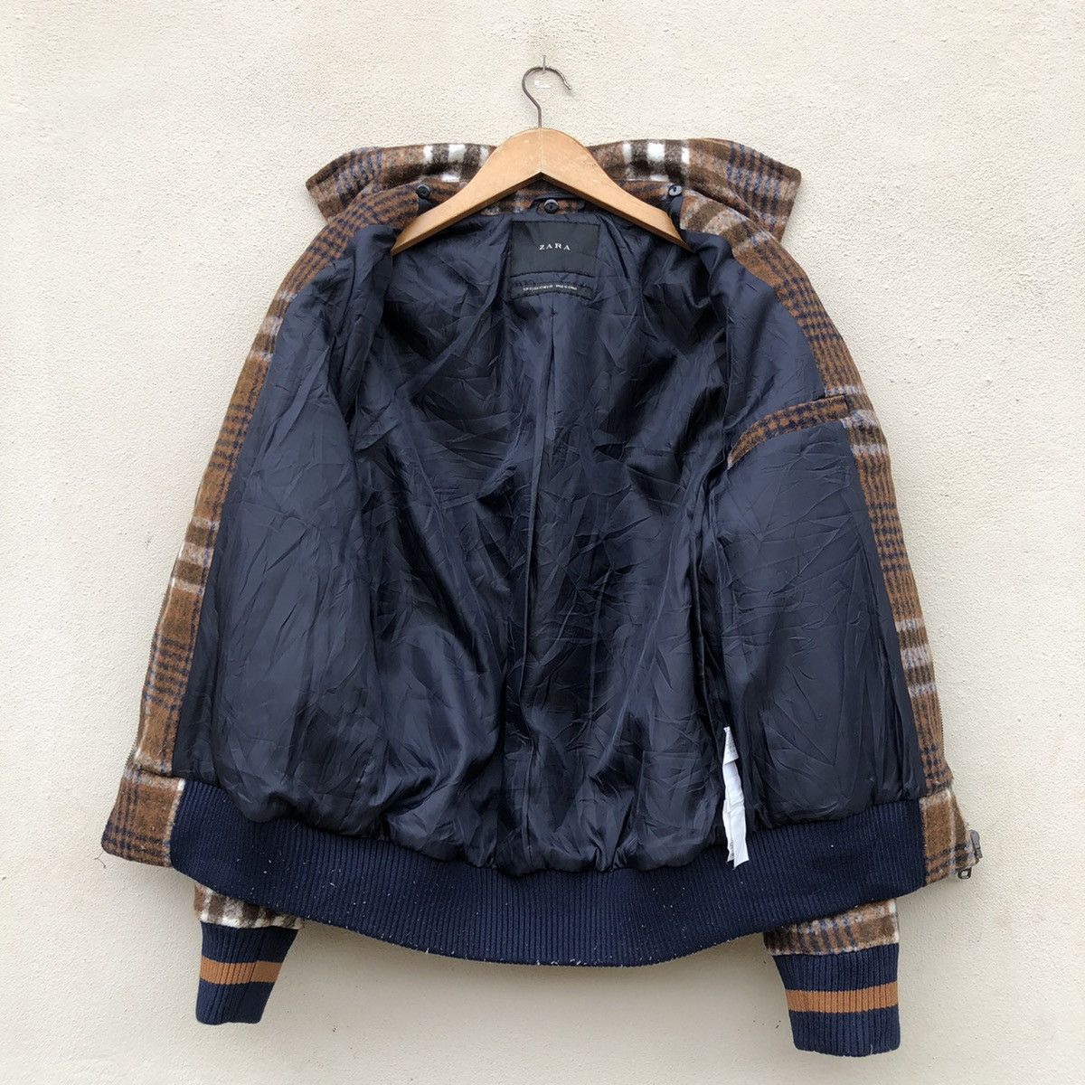 Zara ZARA CHECKERED DESIGN WOOL JACKET Size US S / EU 44-46 / 1 - 9 Thumbnail