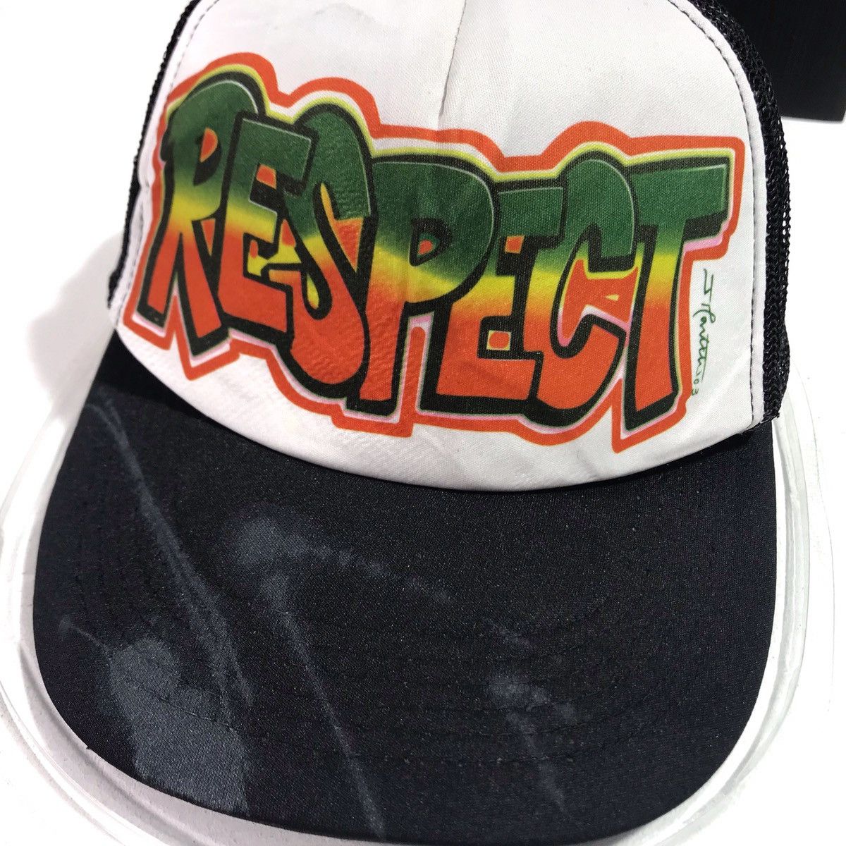 Vintage Vintage Respect Art streetwear style snap back cap hat Size ONE SIZE - 2 Thumbnail