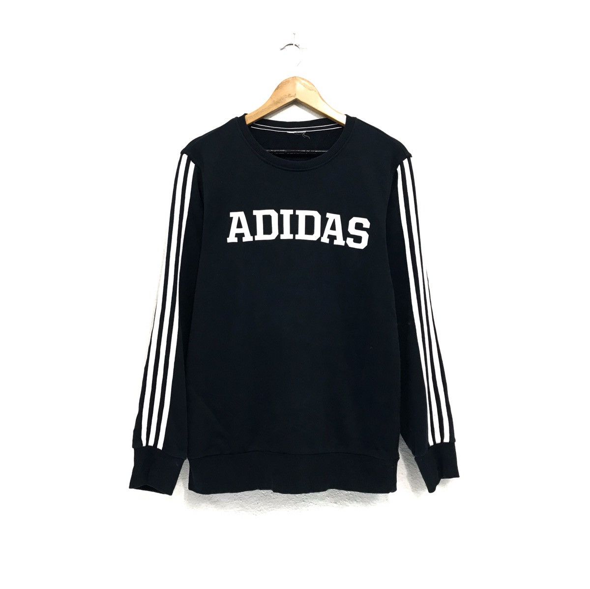 Adidas × Vintage Vintage Adidas Sweatshirt Adidas CrewNeck Biglogo Adidas Size US S / EU 44-46 / 1 - 1 Thumbnail