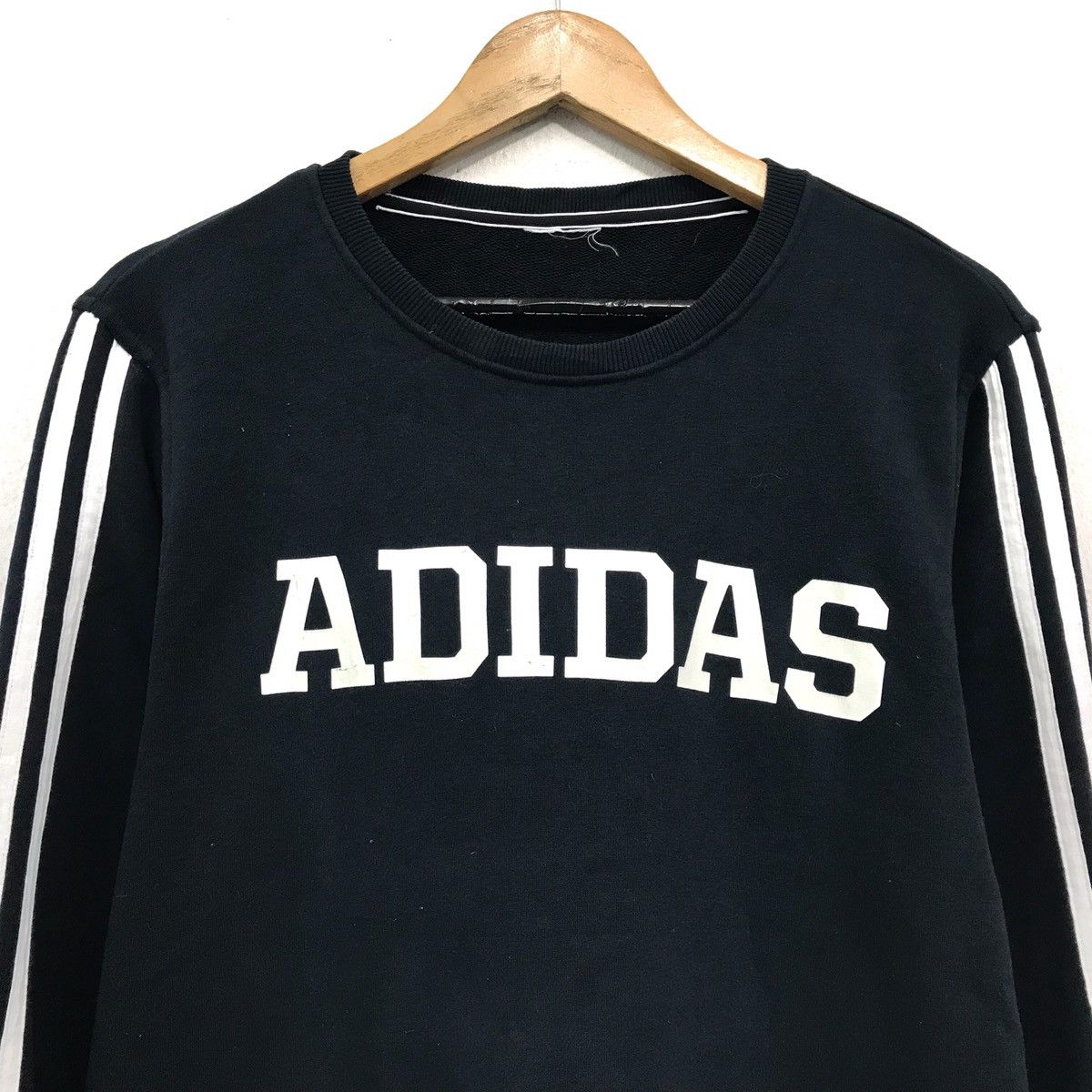 Adidas × Vintage Vintage Adidas Sweatshirt Adidas CrewNeck Biglogo Adidas Size US S / EU 44-46 / 1 - 2 Thumbnail