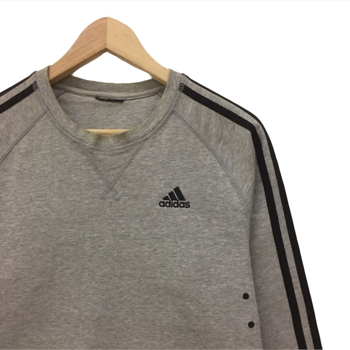 Adidas × Japanese Brand × Vintage Vintage Adidas Sweatshirt Adidas Three Stripe AdidasTrefoil Size US M / EU 48-50 / 2 - 3 Thumbnail