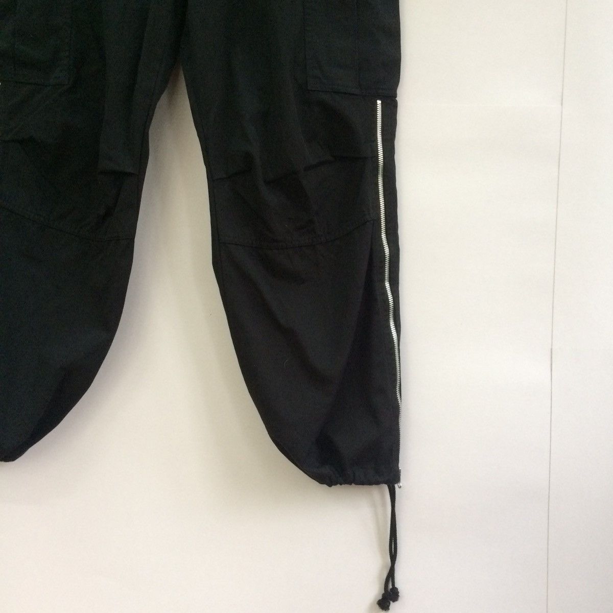 Tommy Hilfiger TOMMY HILFIGER CARGO POCKET BAGGY PANTS T Size US 32 / EU 48 - 3 Thumbnail