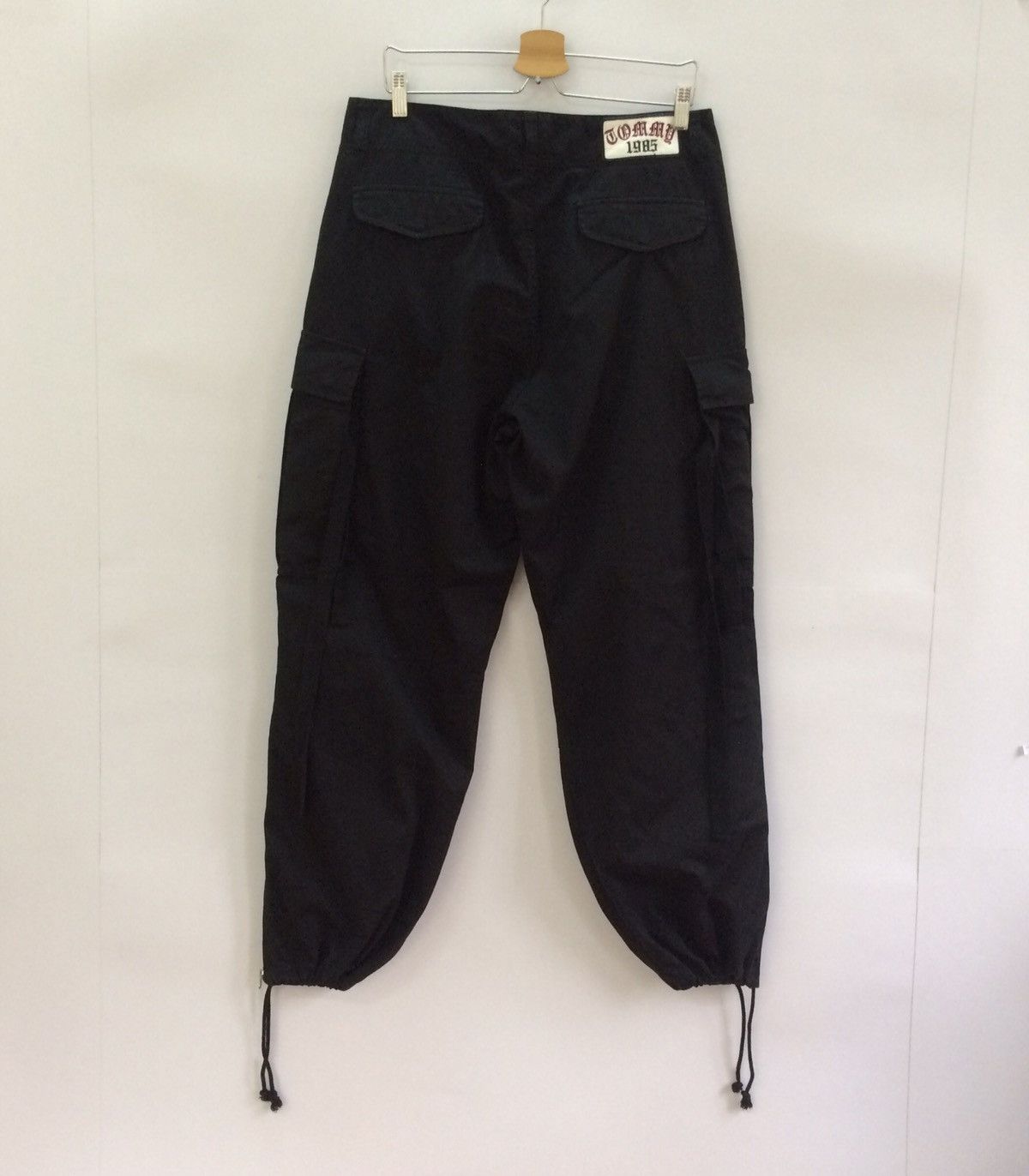 Tommy Hilfiger TOMMY HILFIGER CARGO POCKET BAGGY PANTS T Size US 32 / EU 48 - 7 Thumbnail