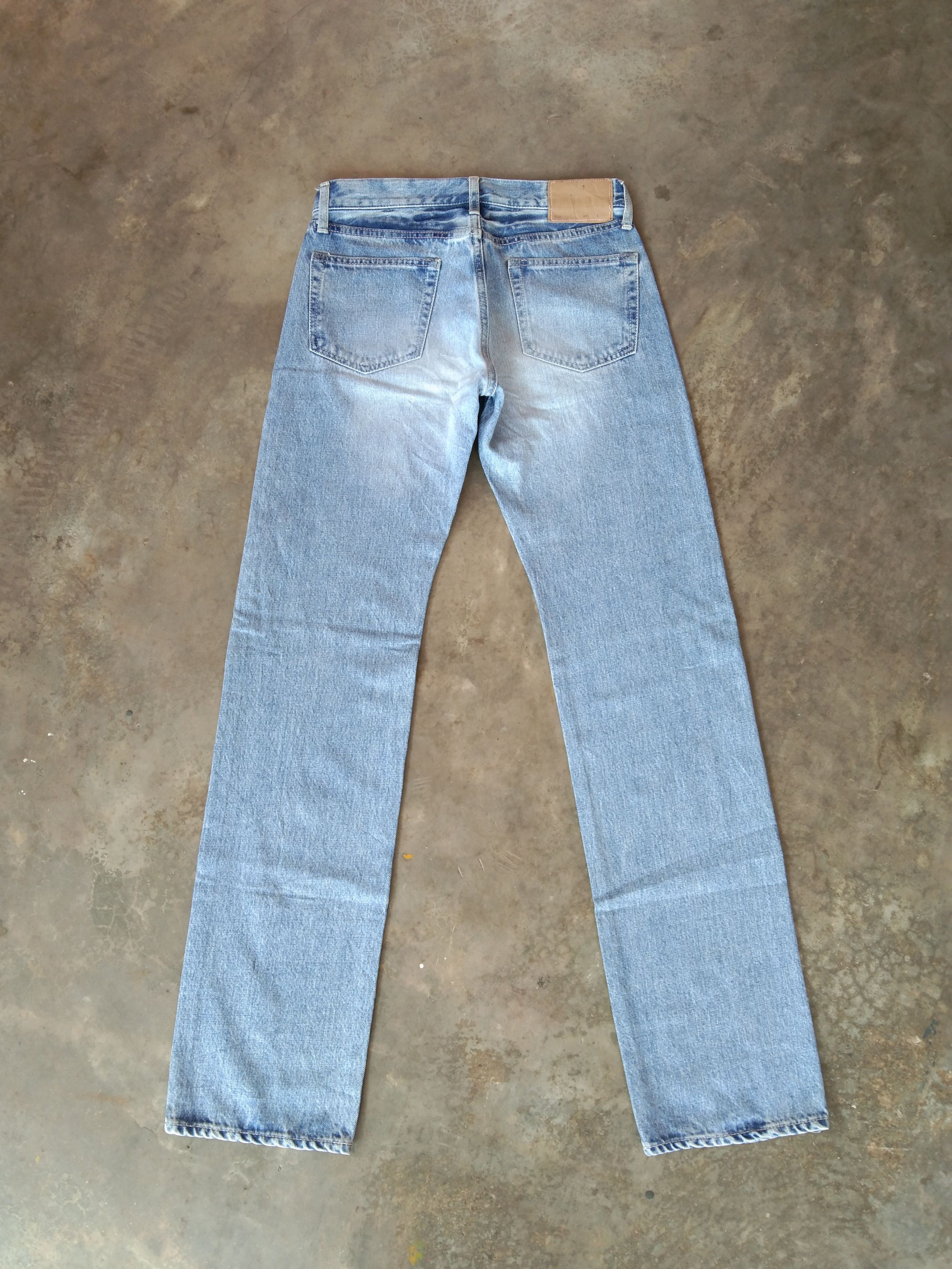 Japanese Brand 90s Vintage Japanese Spellbound Light Wash Jeans 28x33 Size US 28 / EU 44 - 2 Thumbnail
