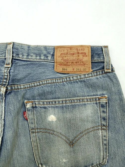 Levi's 90s Vintage Levi's 501 Made In USA Distressed Jeans 33x30 Size US 33 - 4 Thumbnail