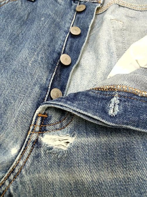 Levi's 90s Vintage Levi's 501 Made In USA Distressed Jeans 33x30 Size US 33 - 5 Thumbnail