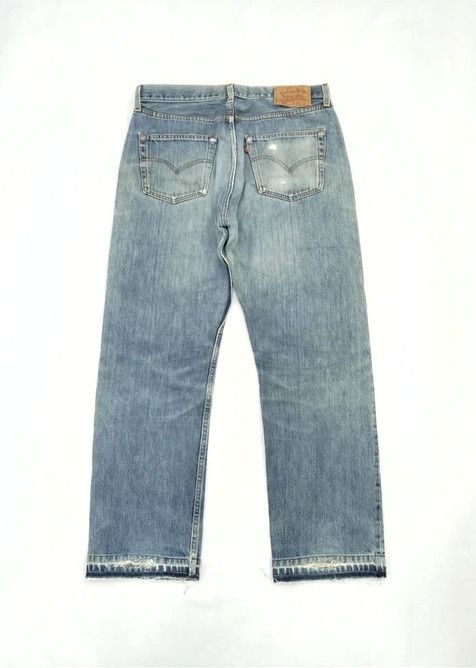 Levi's 90s Vintage Levi's 501 Made In USA Distressed Jeans 33x30 Size US 33 - 2 Thumbnail