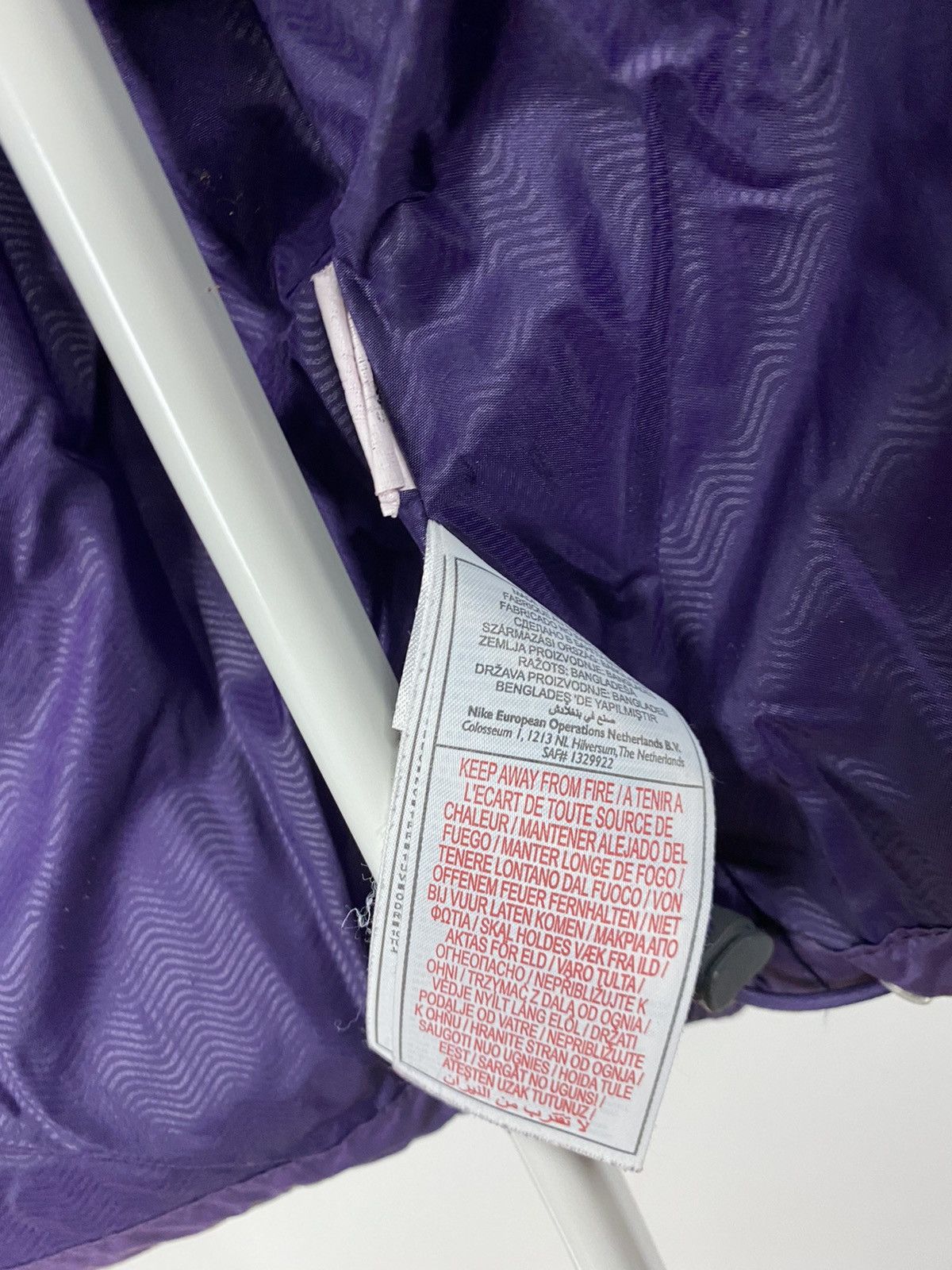 Nike × Vintage Nike vintage purple white black puffer jacket small swoosh Size US S / EU 44-46 / 1 - 5 Thumbnail