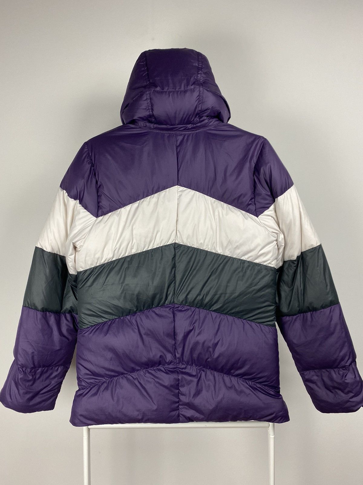 Nike × Vintage Nike vintage purple white black puffer jacket small swoosh Size US S / EU 44-46 / 1 - 6 Thumbnail