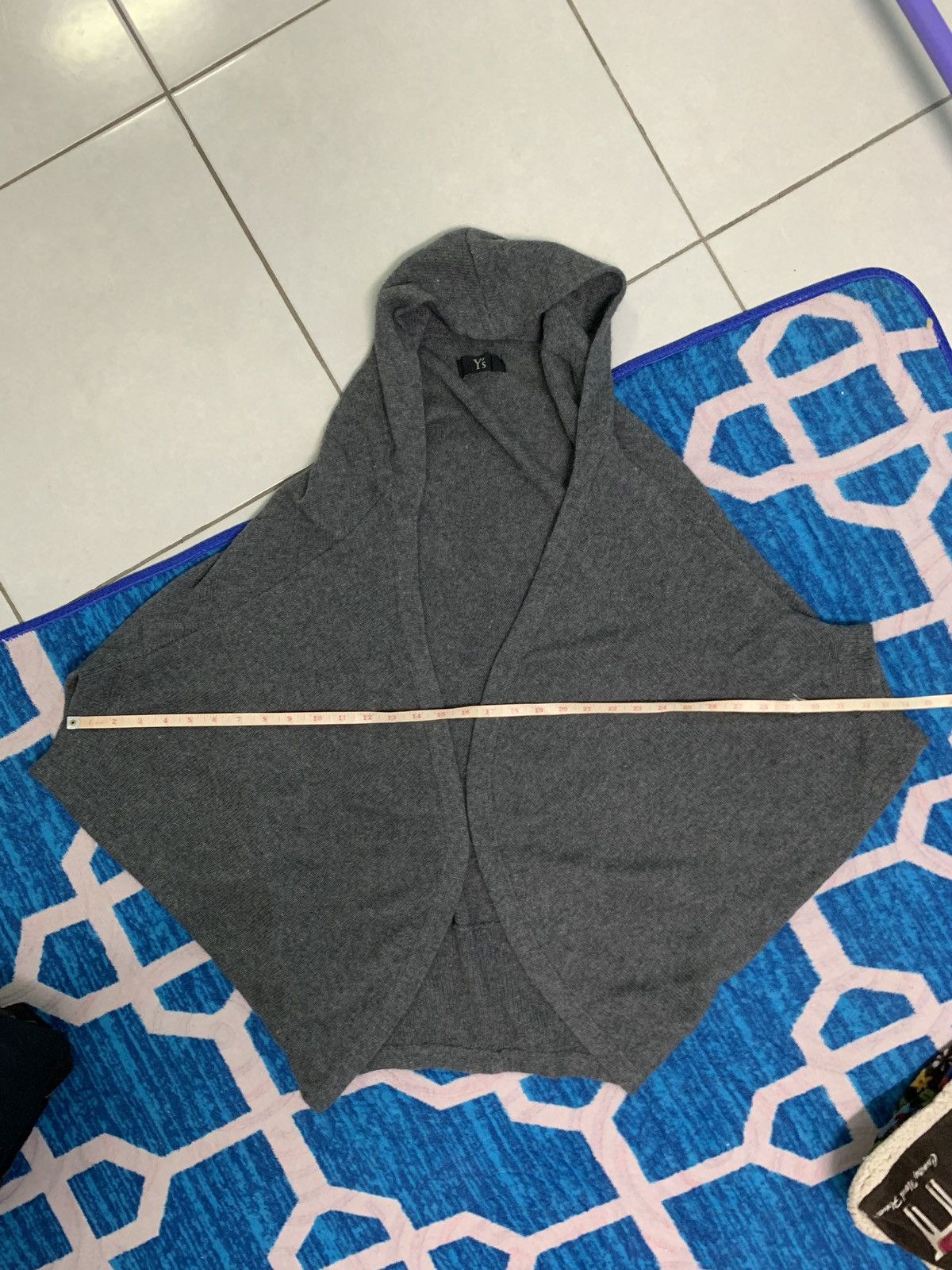 Yohji Yamamoto 🇯🇵[Sample] Ys Yohji Yamamoto Cloak Cape Cardigan Size US L / EU 52-54 / 3 - 9 Thumbnail