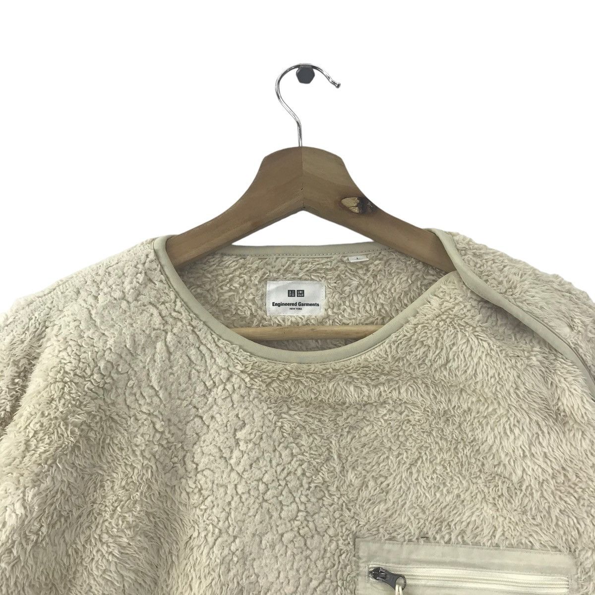 Engineered Garments ENGINEERED GARMENTS UNIQLO Sherpa Fleece Cream Sweatshirt Size US L / EU 52-54 / 3 - 2 Thumbnail