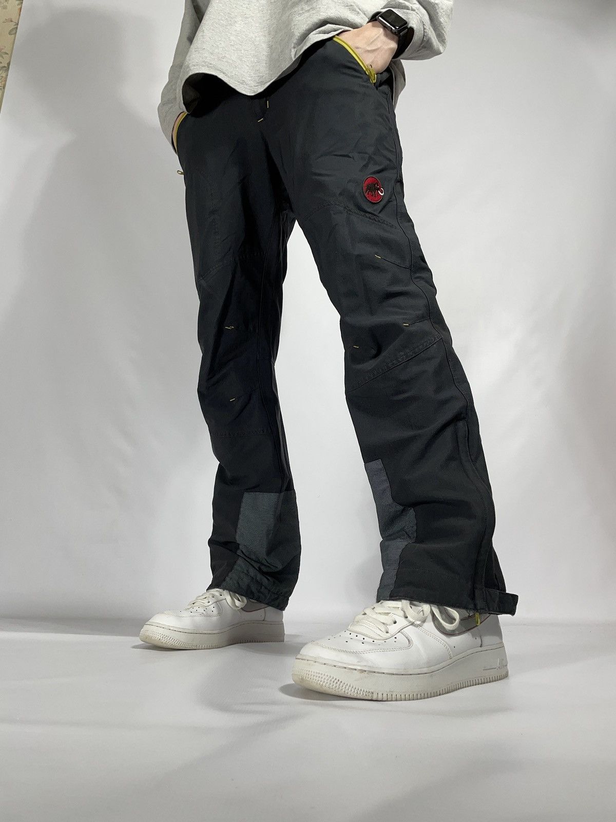 Mammut Vintage Mammut hiking track pants Size US 32 / EU 48 - 14 Thumbnail