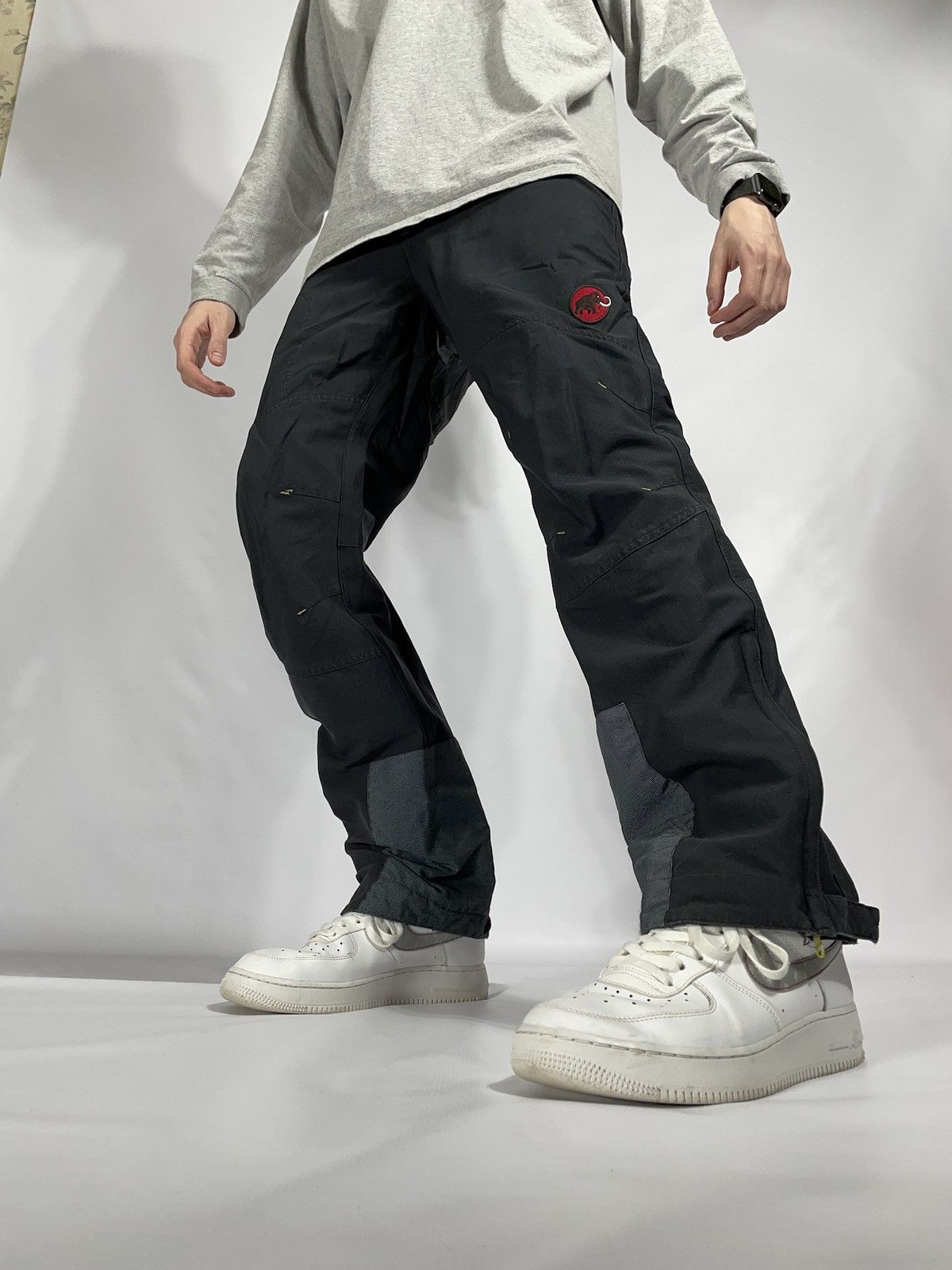 Mammut Vintage Mammut hiking track pants Size US 32 / EU 48 - 2 Thumbnail