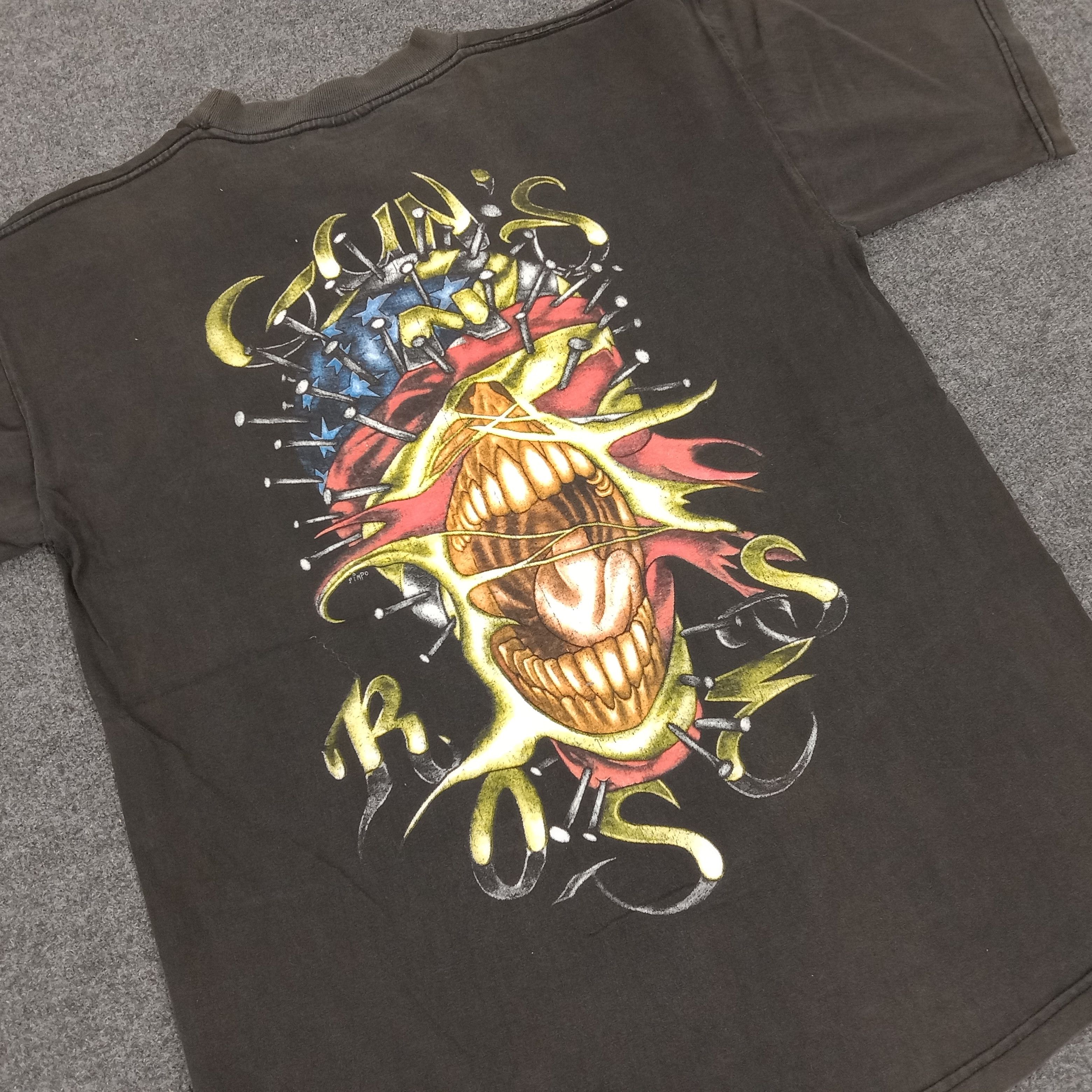 Band Tees × Guns N' Roses × Vintage Vintage 90's Guns N Roses American Rock Band Tshirt Size US M / EU 48-50 / 2 - 4 Thumbnail