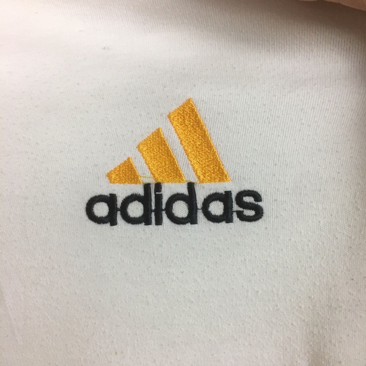 Adidas × Japanese Brand × Vintage Vintage Adidas Sweatshirt AdidasThreeStripes Adidas Trefoil Size US M / EU 48-50 / 2 - 4 Thumbnail