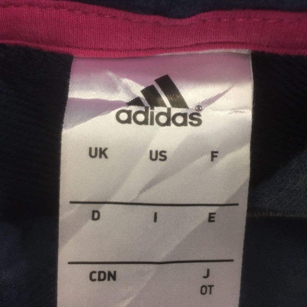 Adidas × Vintage Vintage Adidas Hoodie Sweatshirt Big Logo Adidas Size US M / EU 48-50 / 2 - 5 Thumbnail
