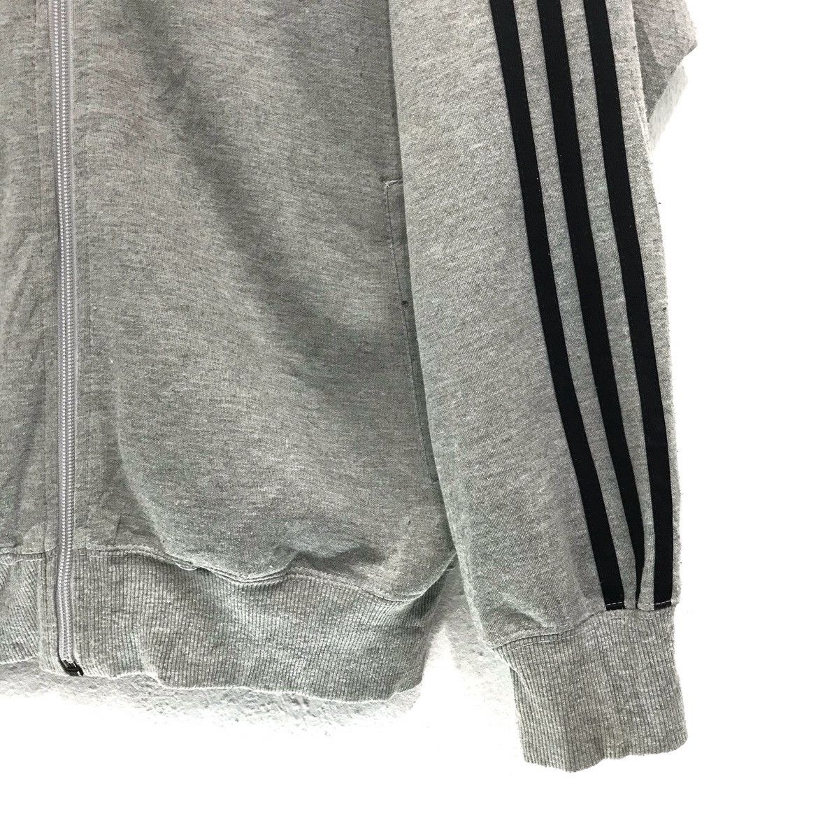 Adidas × Japanese Brand × Vintage Vintage Adidas Sweatshirt Adidas CrewNeck Size US M / EU 48-50 / 2 - 7 Thumbnail