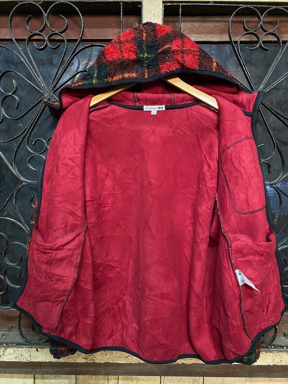 JW Anderson × Uniqlo JW ANDERSON X UNIQLO HOODED FLEECE JACKET Size US L / EU 52-54 / 3 - 9 Thumbnail