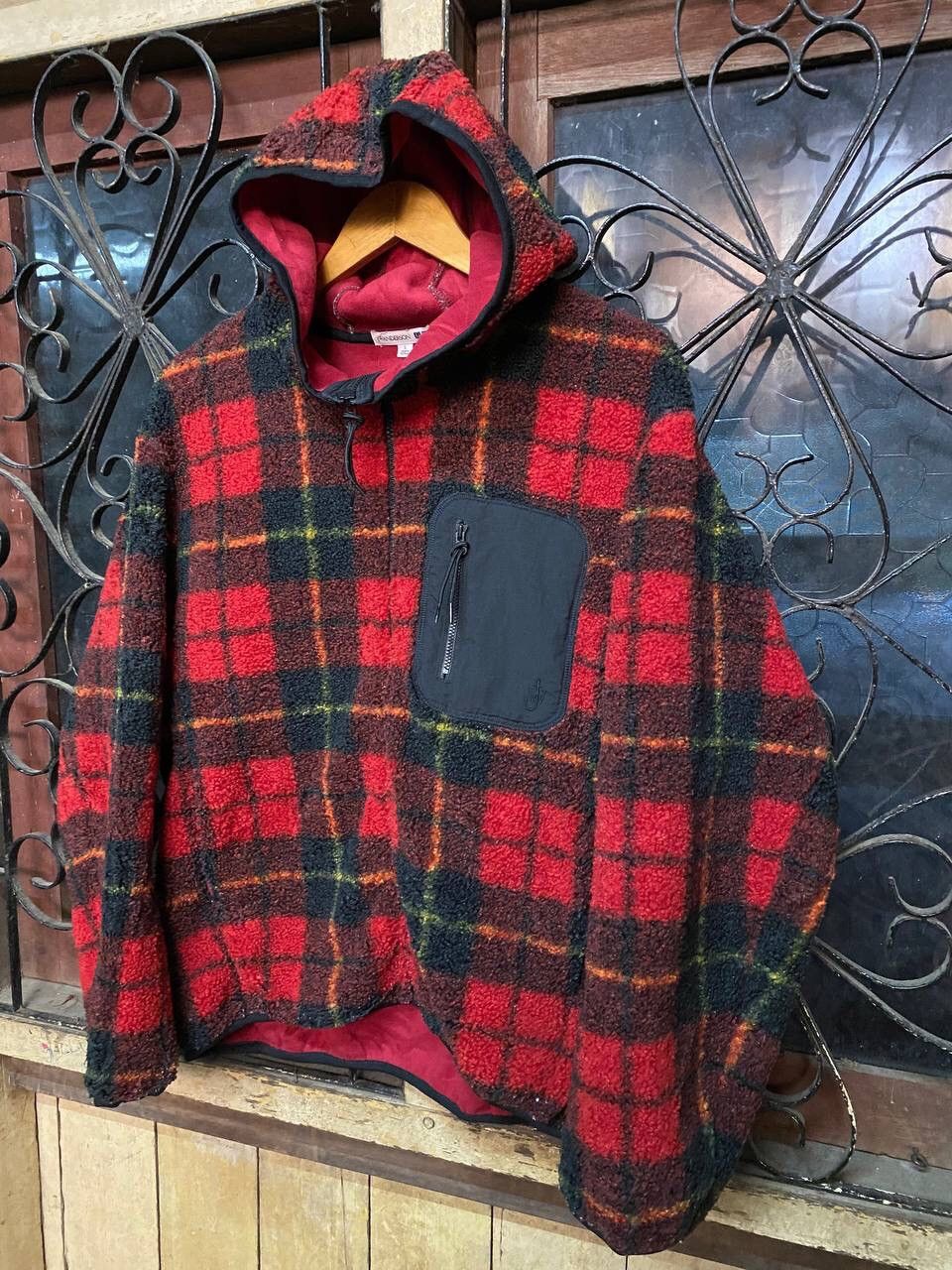 JW Anderson × Uniqlo JW ANDERSON X UNIQLO HOODED FLEECE JACKET Size US L / EU 52-54 / 3 - 5 Thumbnail
