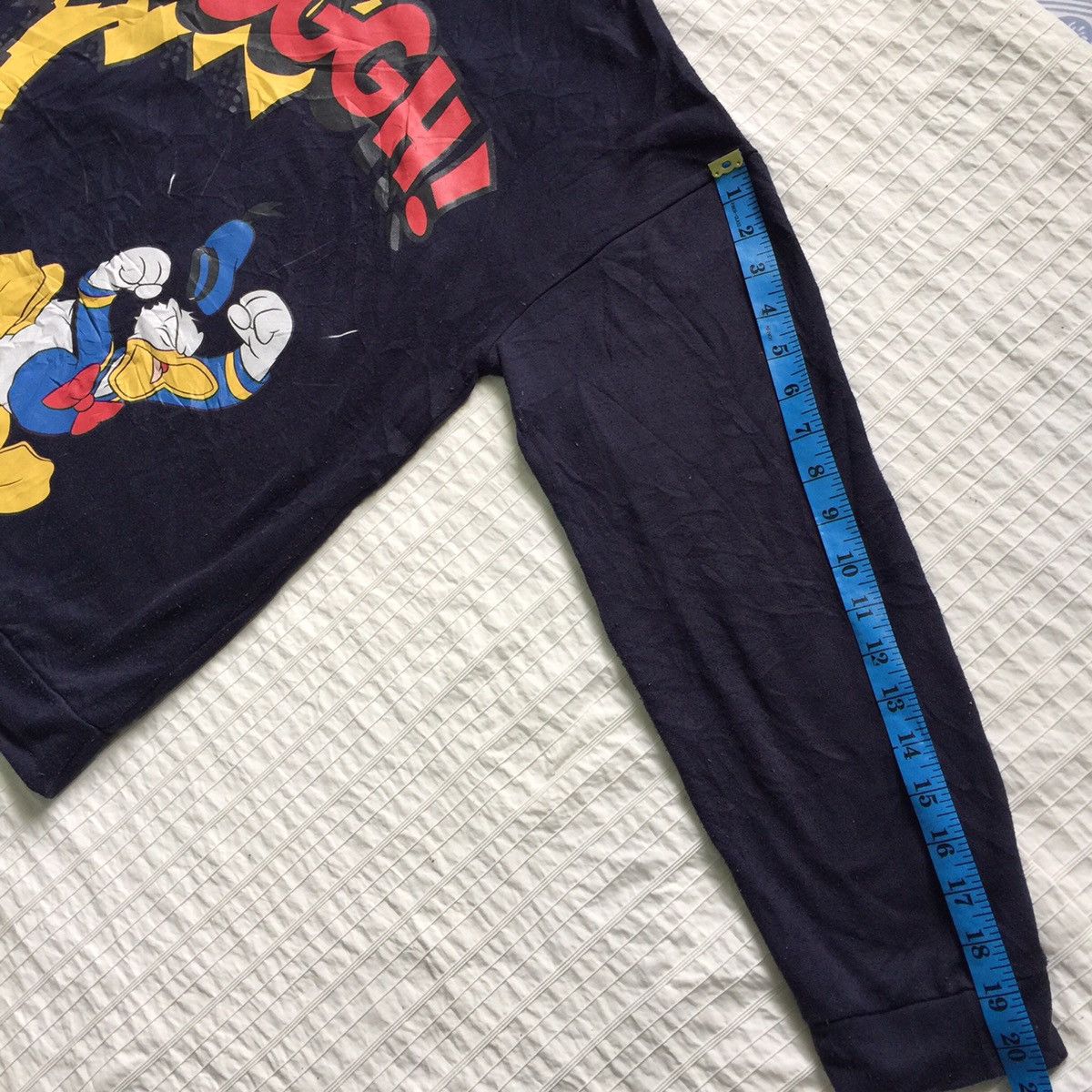 Cartoon Network World Disney's Donald Duck Sweatshirt Size US L / EU 52-54 / 3 - 12 Thumbnail