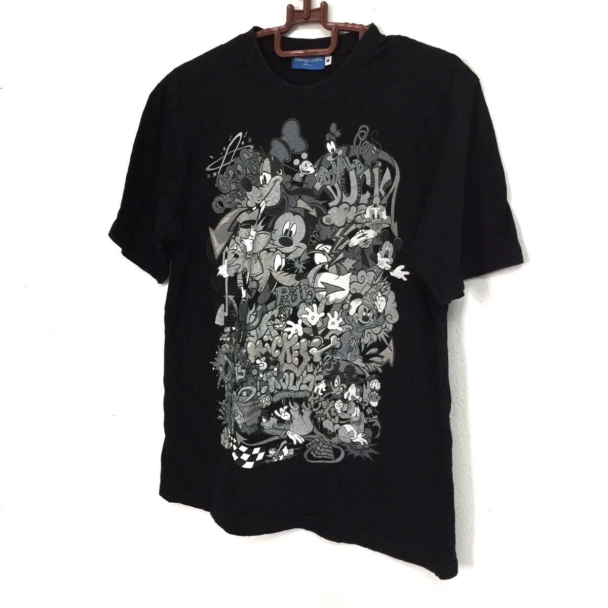 Cartoon Network Cartoon Mickey Mouse And Friend Tokyo Disney Resort Tshirt Size US M / EU 48-50 / 2 - 2 Thumbnail