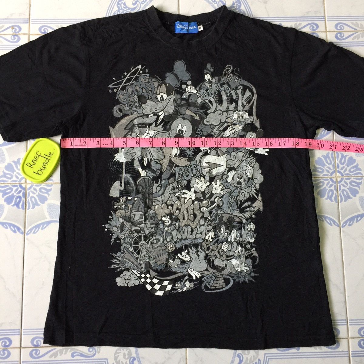 Cartoon Network Cartoon Mickey Mouse And Friend Tokyo Disney Resort Tshirt Size US M / EU 48-50 / 2 - 6 Thumbnail