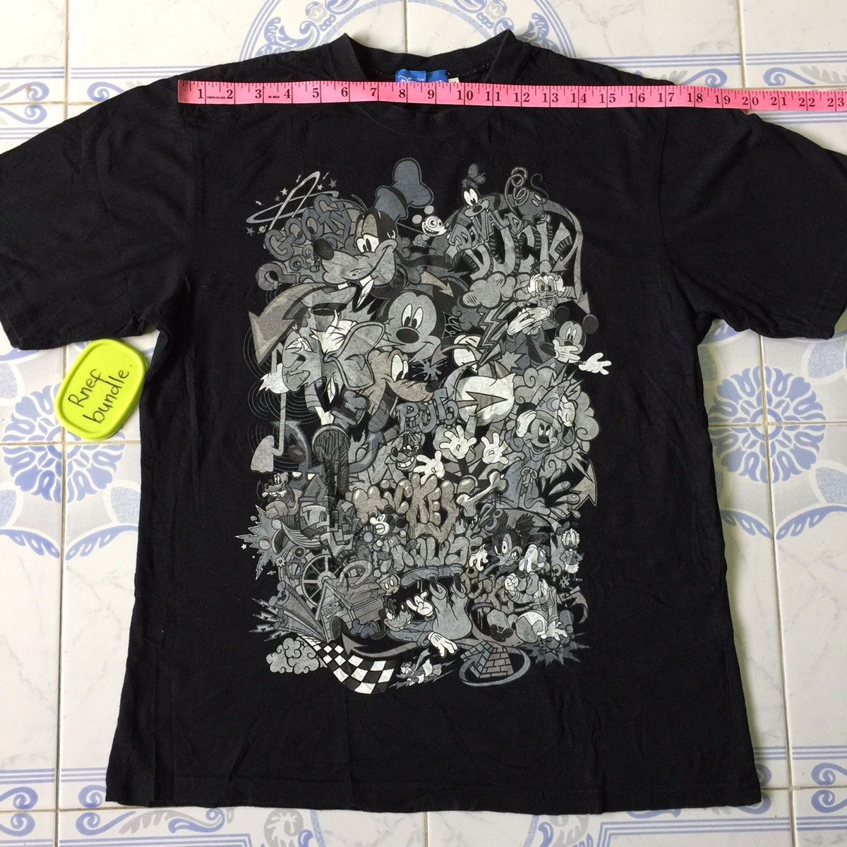Cartoon Network Cartoon Mickey Mouse And Friend Tokyo Disney Resort Tshirt Size US M / EU 48-50 / 2 - 5 Thumbnail