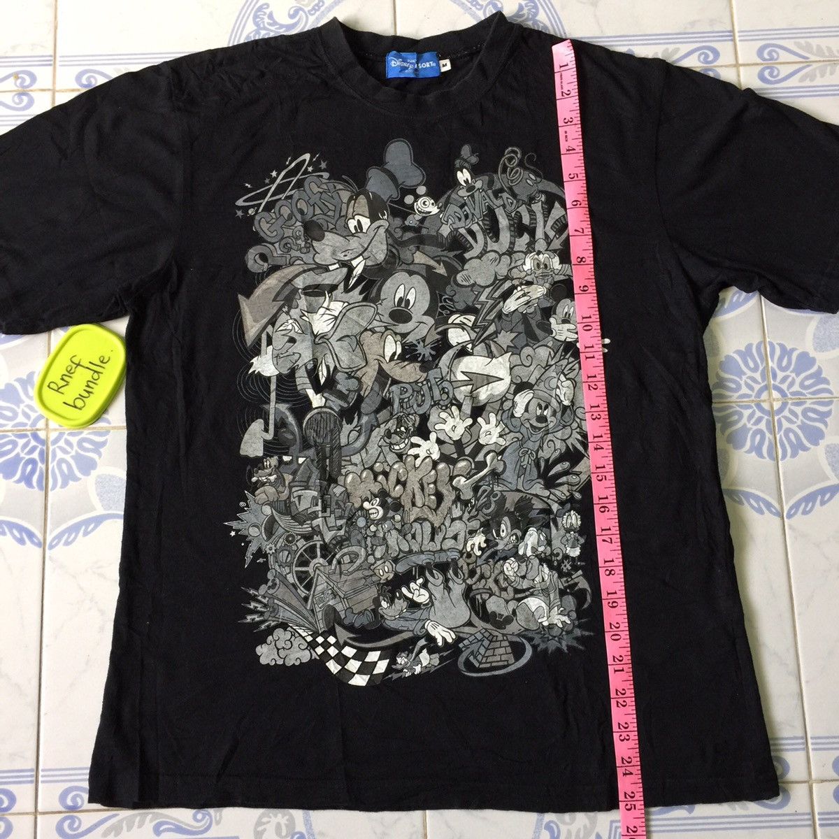 Cartoon Network Cartoon Mickey Mouse And Friend Tokyo Disney Resort Tshirt Size US M / EU 48-50 / 2 - 7 Thumbnail