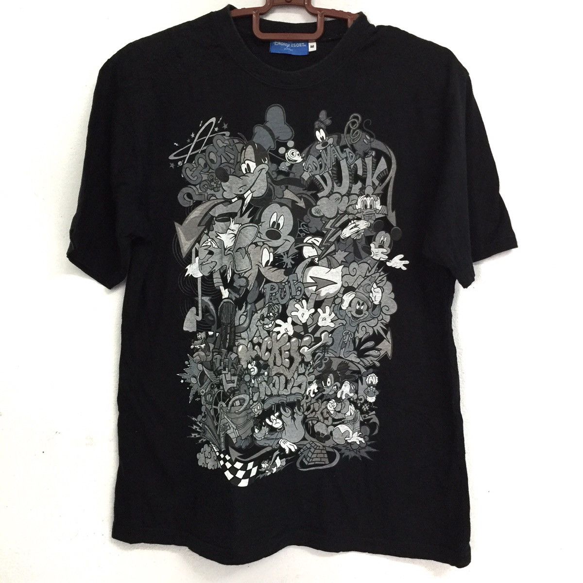 Cartoon Network Cartoon Mickey Mouse And Friend Tokyo Disney Resort Tshirt Size US M / EU 48-50 / 2 - 1 Thumbnail