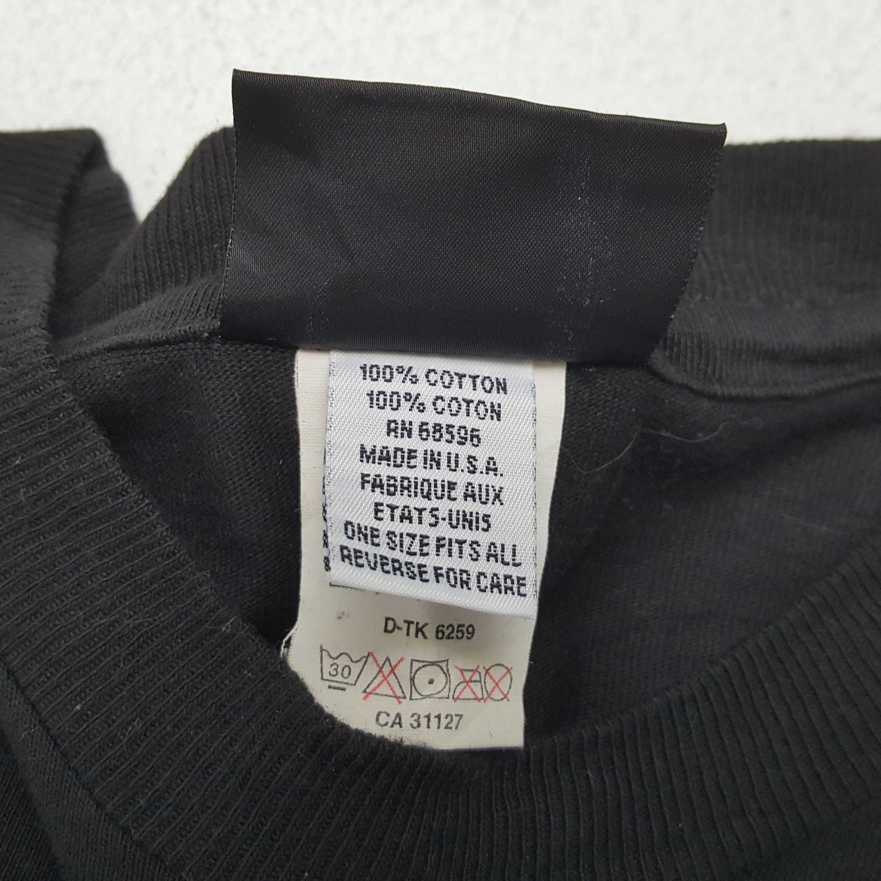 DKNY USA Logo Design Style Streetwear Vintage Tshirt