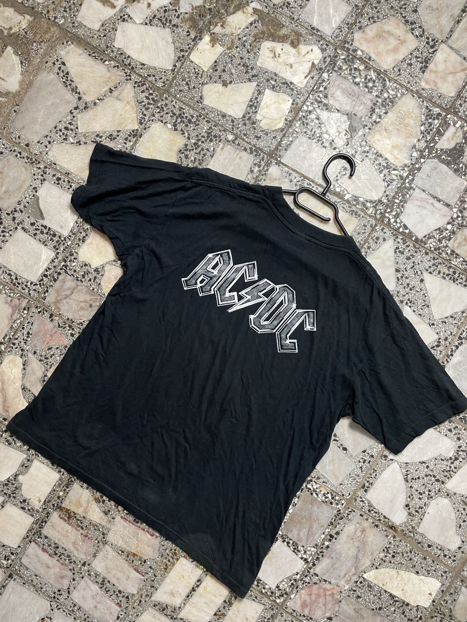 AC/DC × Band Tees × Vintage VINTAGE WASHED AC/DC BELL Y2K 2005 TSHIRT Size US L / EU 52-54 / 3 - 3 Thumbnail