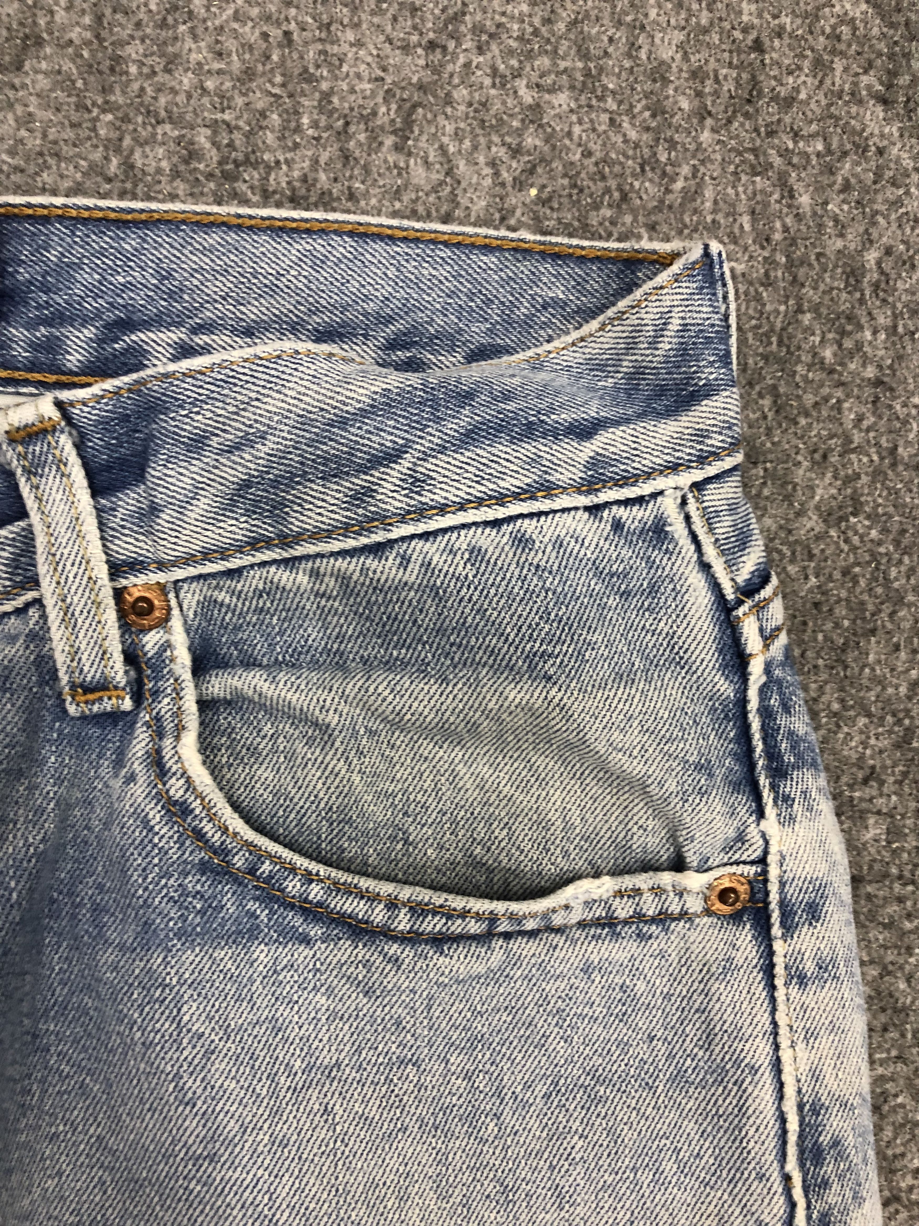 Levi's Vintage Levis 505 Light Wash Jeans DP1143 Size US 31 - 6 Thumbnail