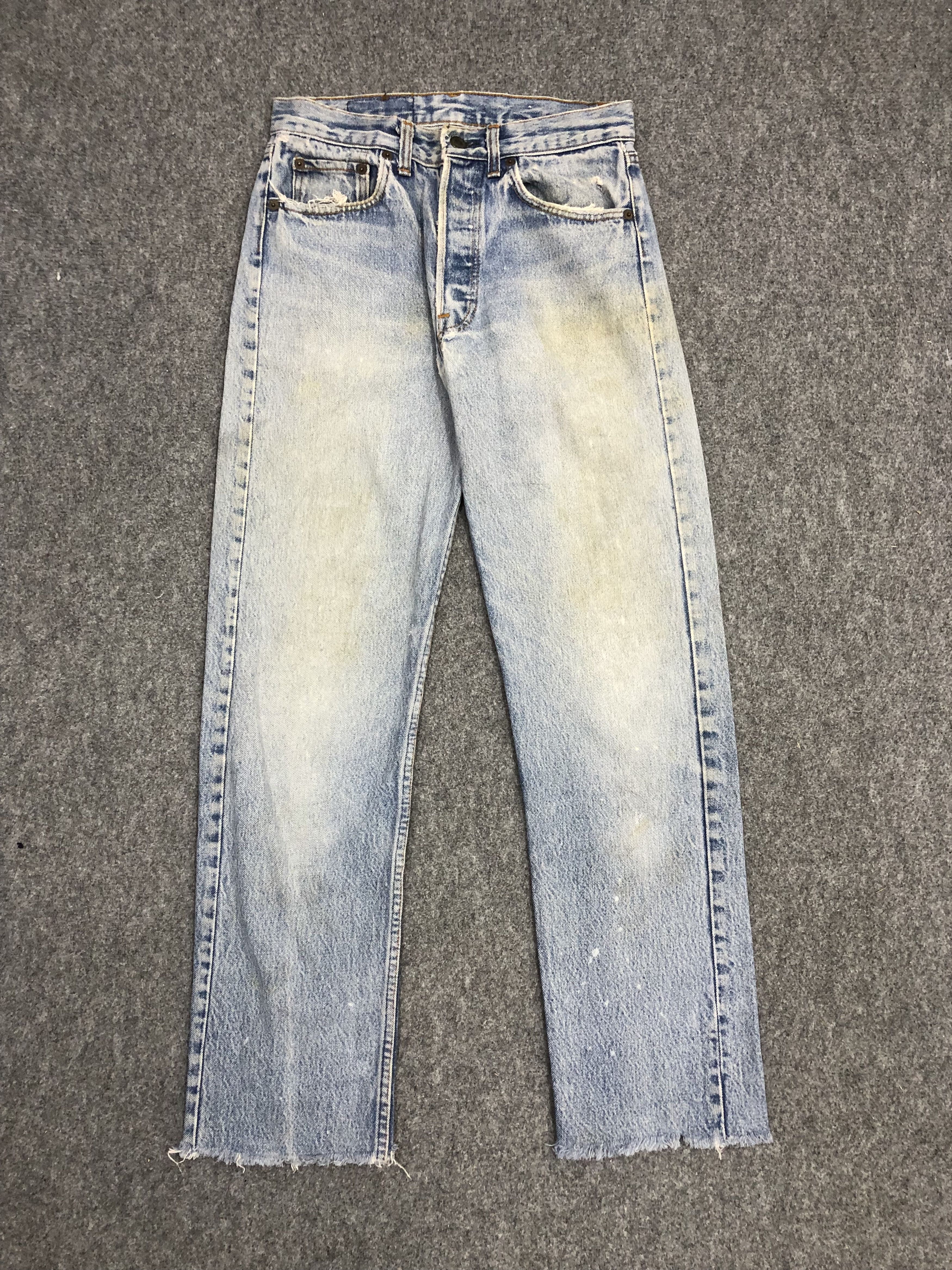 image of 80's Levis 501 Lightwash Jeans in Light Blue Jeans, Men's (Size 28)