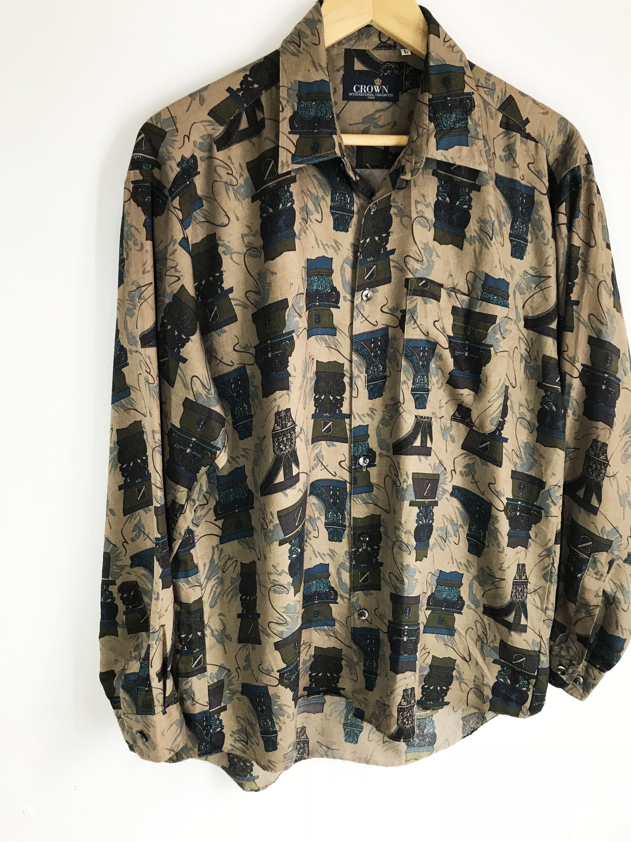 Hysteric Glamour Japanese brand CROWN All Over Print Shirt Size US L / EU 52-54 / 3 - 5 Thumbnail