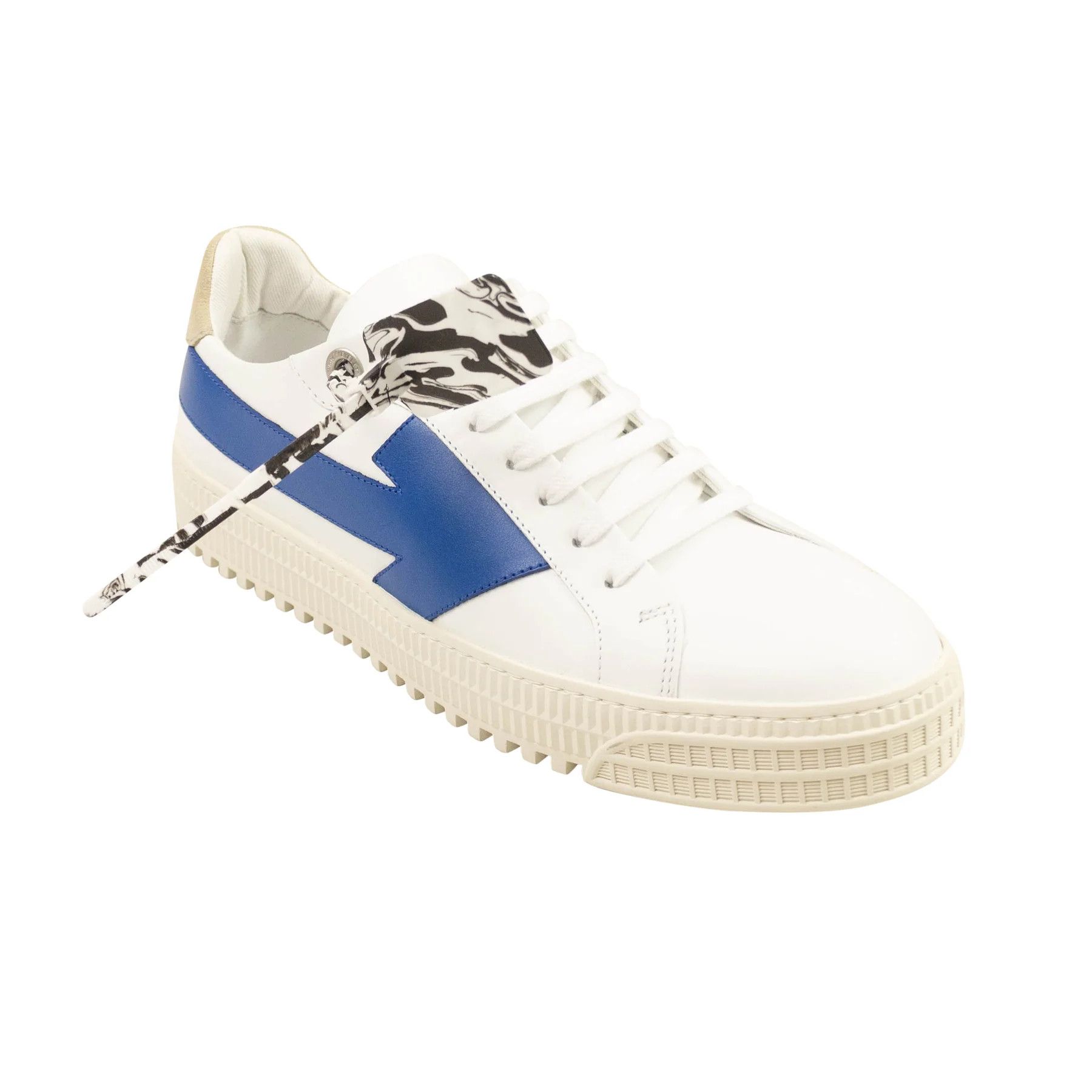 o1b1f11ly0723 Low Top Sneakers in White