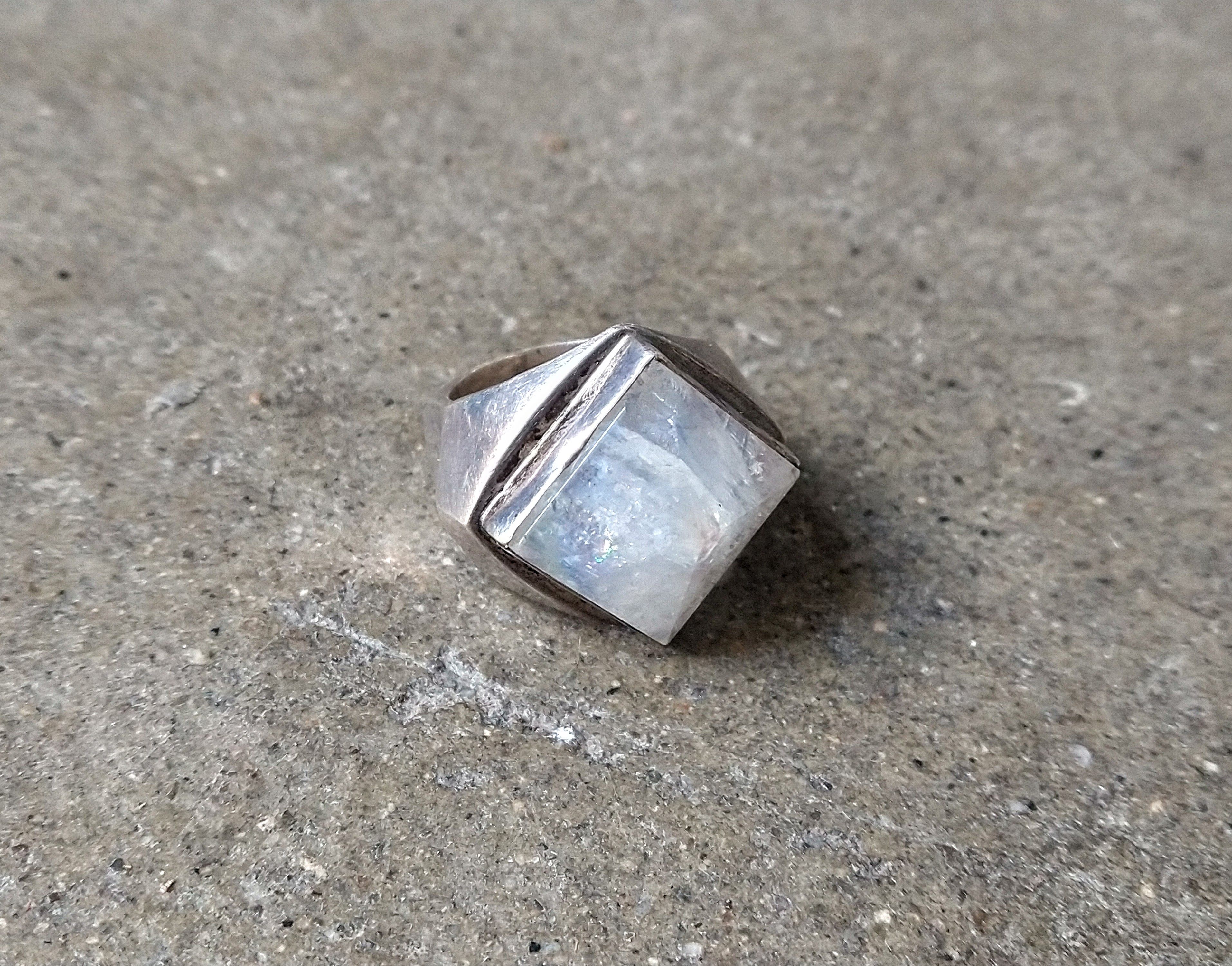 image of Avant Garde x Jewelry Vintage Sterling Silver Ring Moonstone Size 7 Modern Square, Men's