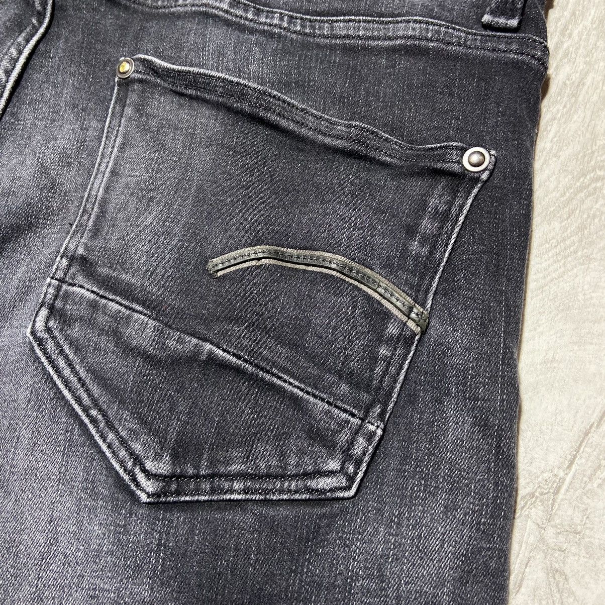 G-Star G-STAR RAW REVEND SKINNY JEANS IN MEDIUM AGED FADED Size US 31 - 18 Thumbnail