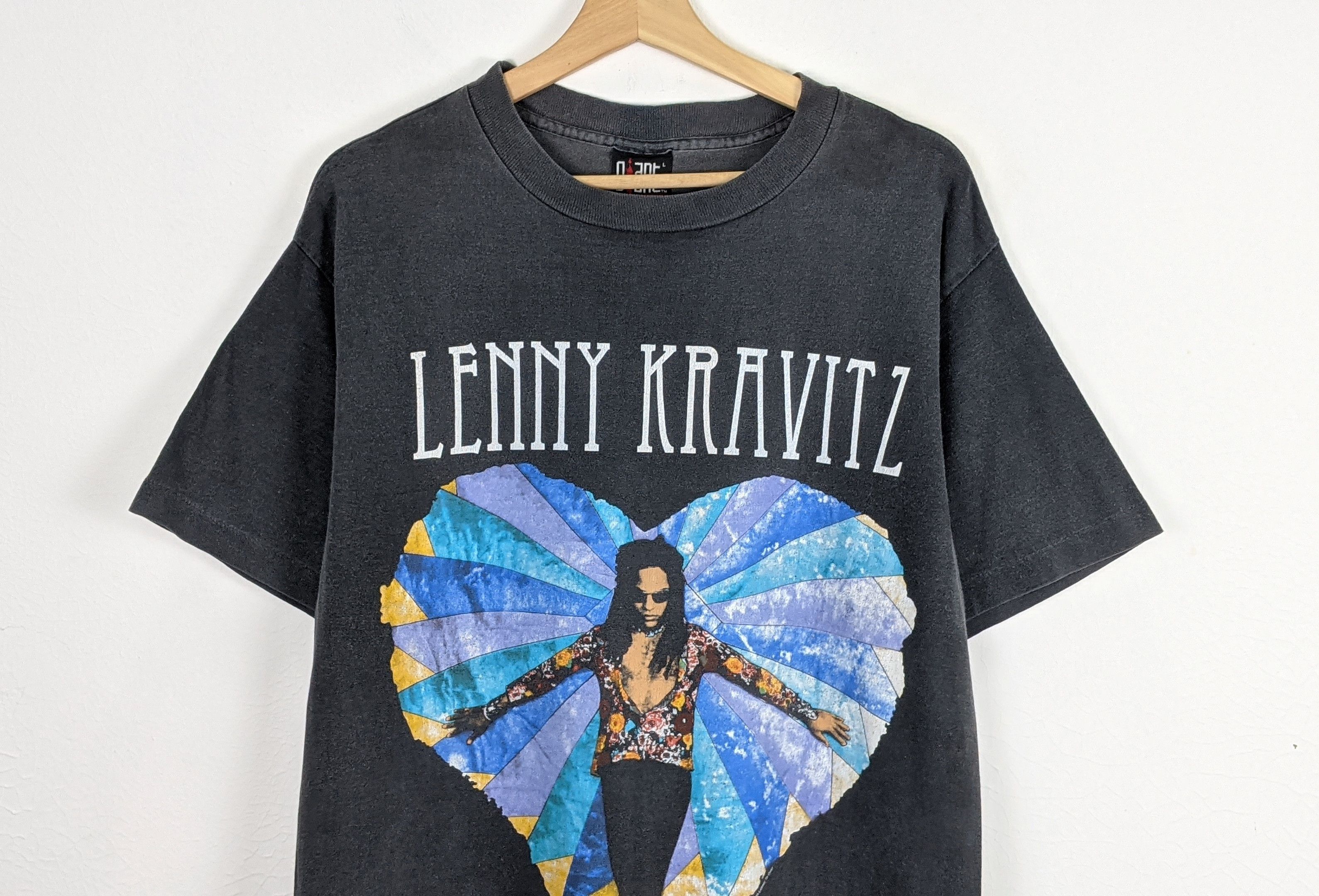 Band Tees Vintage Lenny Kravitz Universal Love tour 90s shirt Size US L / EU 52-54 / 3 - 2 Thumbnail