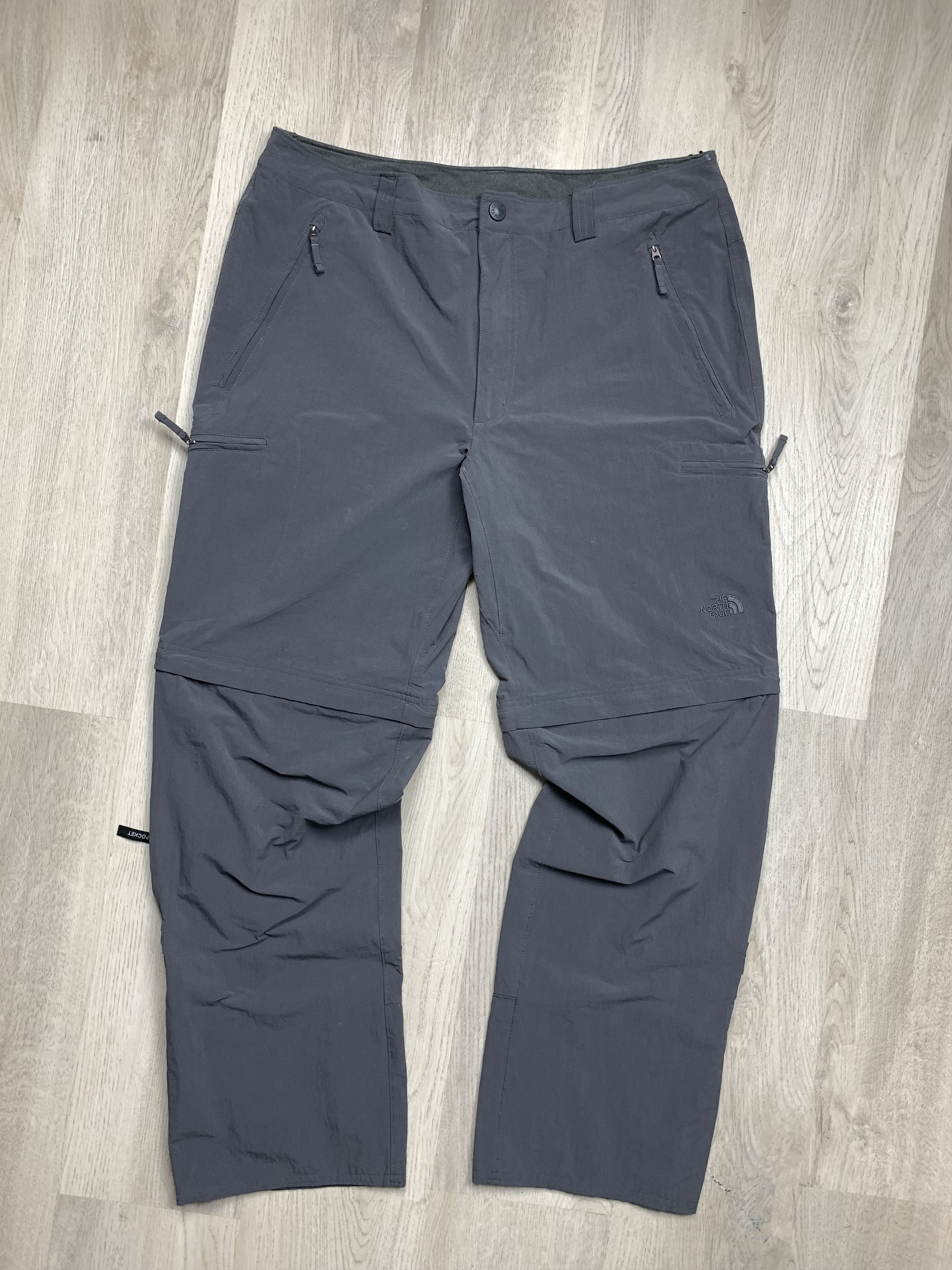 The North Face The North Face Transformer Cargo Pants Shorts TNF Size US 36 / EU 52 - 1 Thumbnail