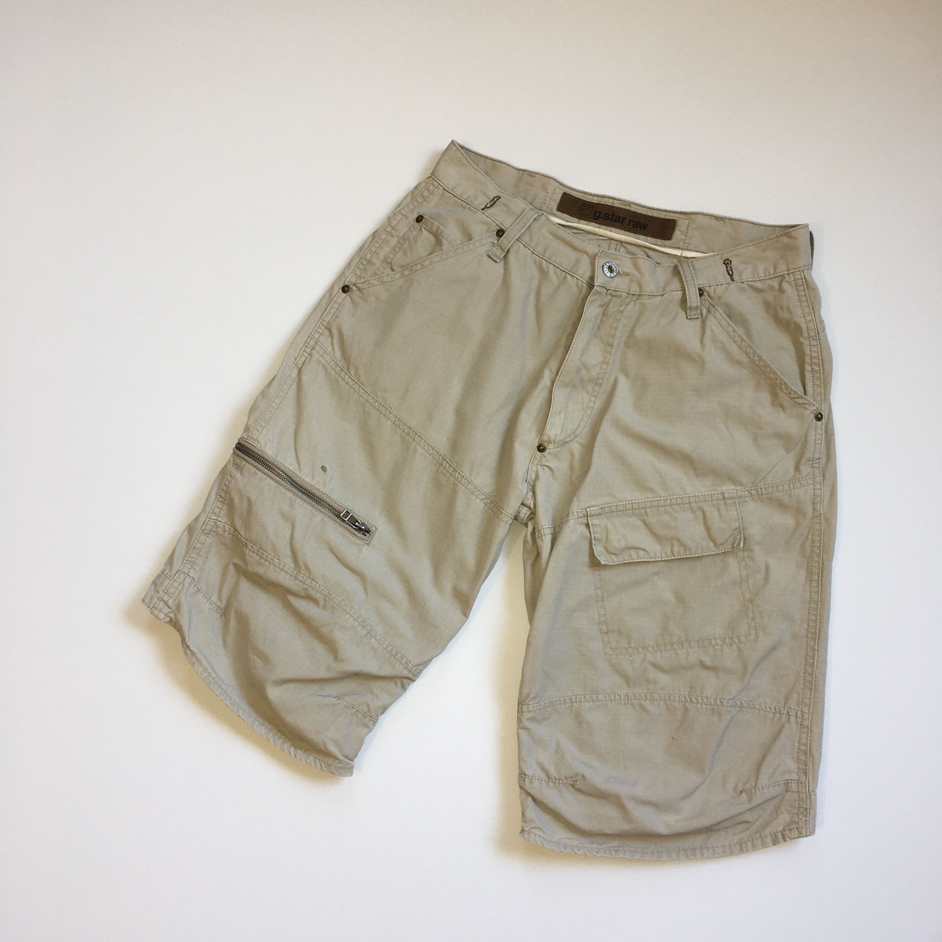 G-Star G Star Raw Beige Cargo Shorts Size 31 Size US 31 - 2 Thumbnail